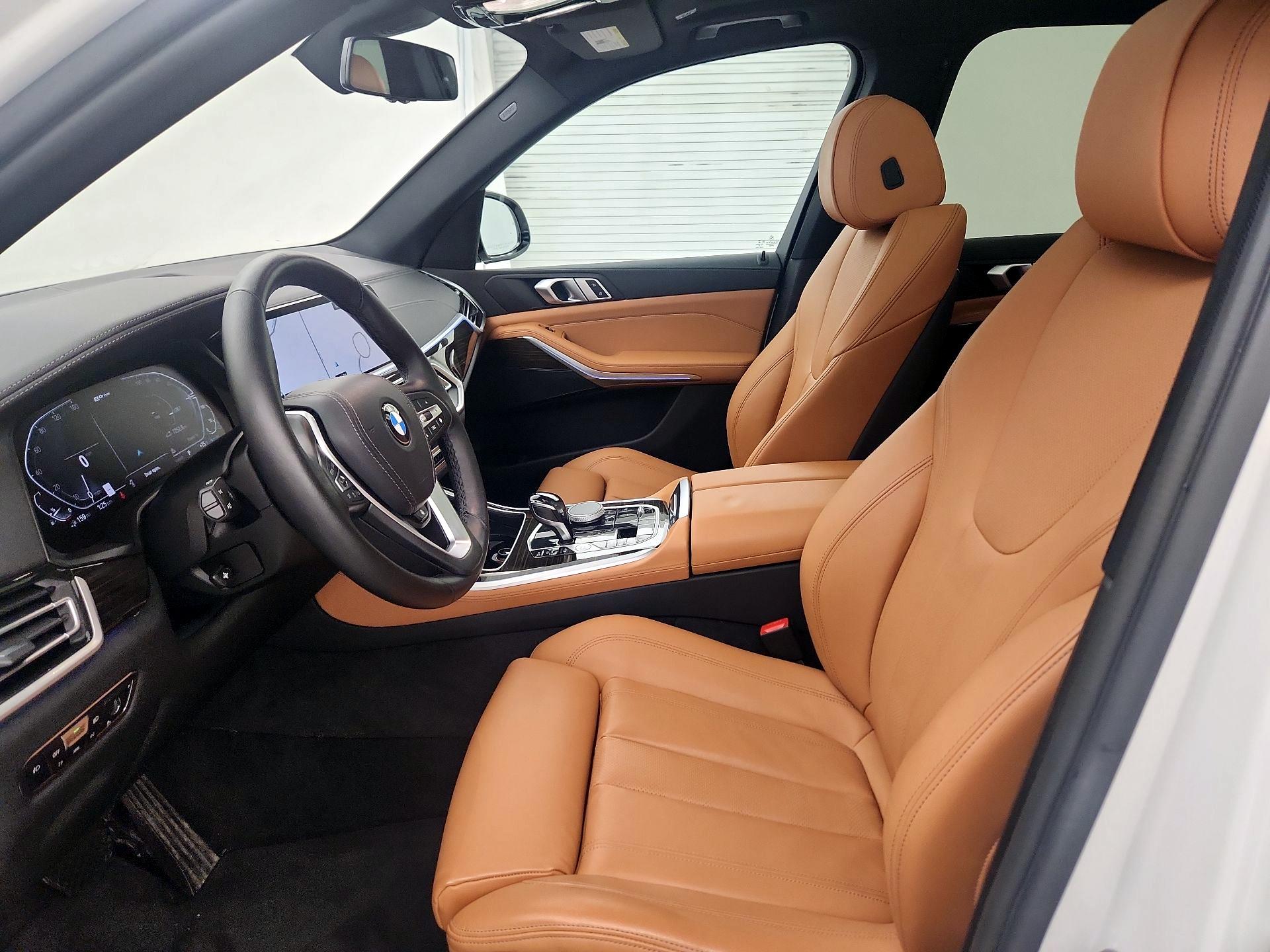 Thumbnail: 2021 BMW X5 - 11