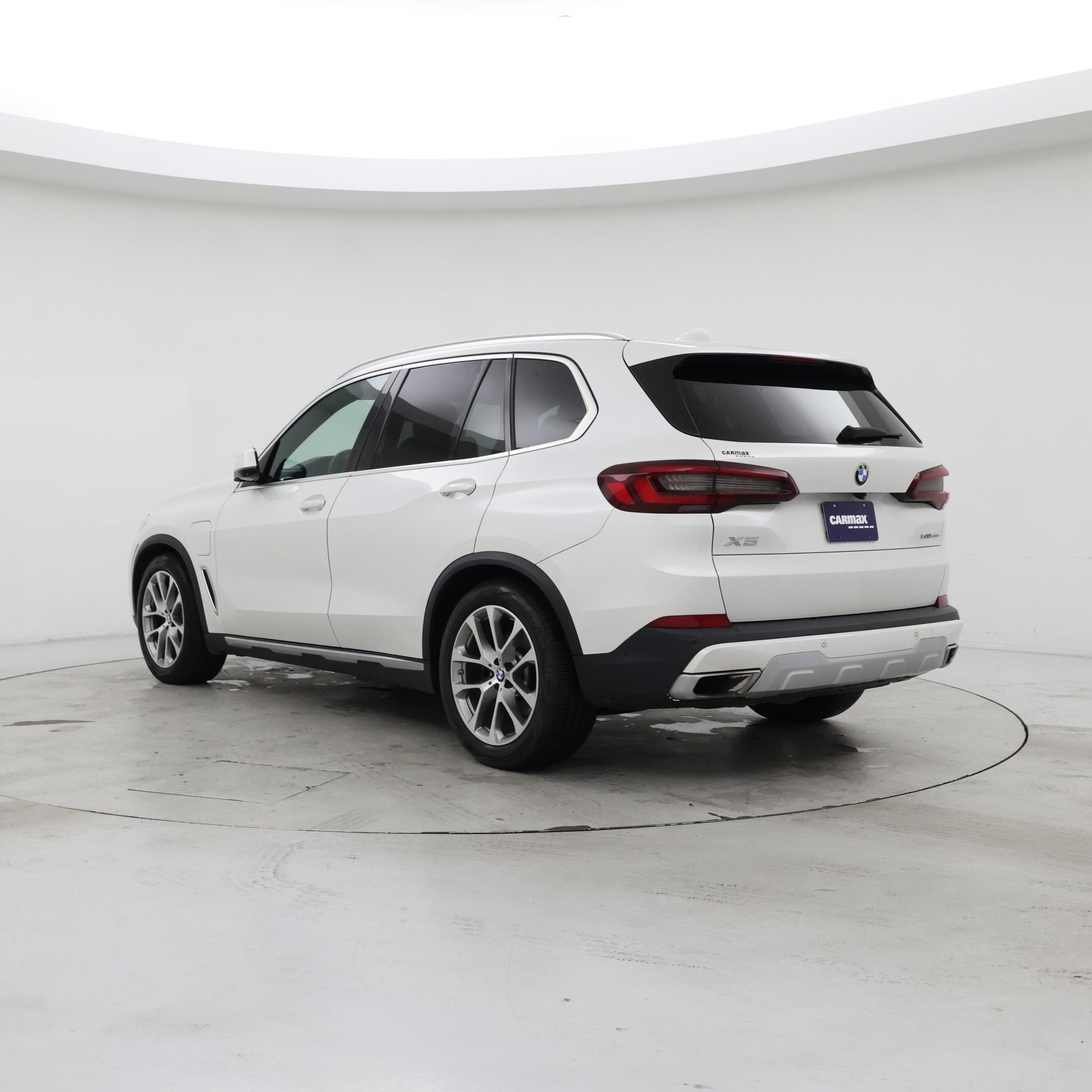 Thumbnail: 2021 BMW X5 - 2