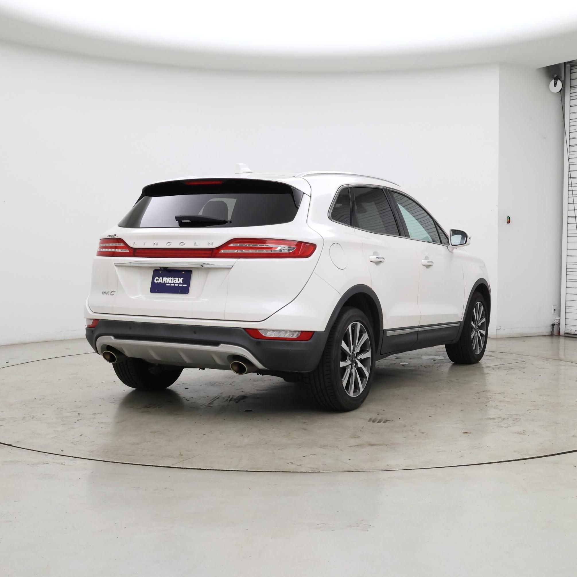 Thumbnail: 2019 Lincoln MKC - 8