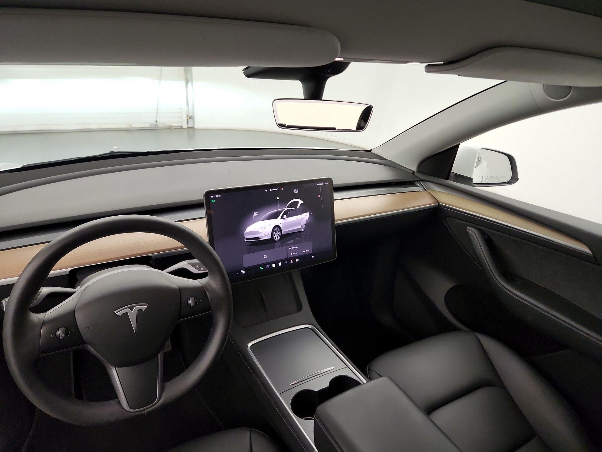 Thumbnail: 2023 Tesla Model Y - 9