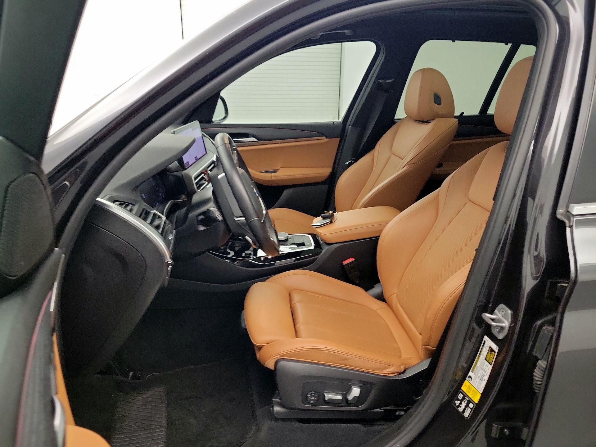 Thumbnail: 2022 BMW X3 - 11