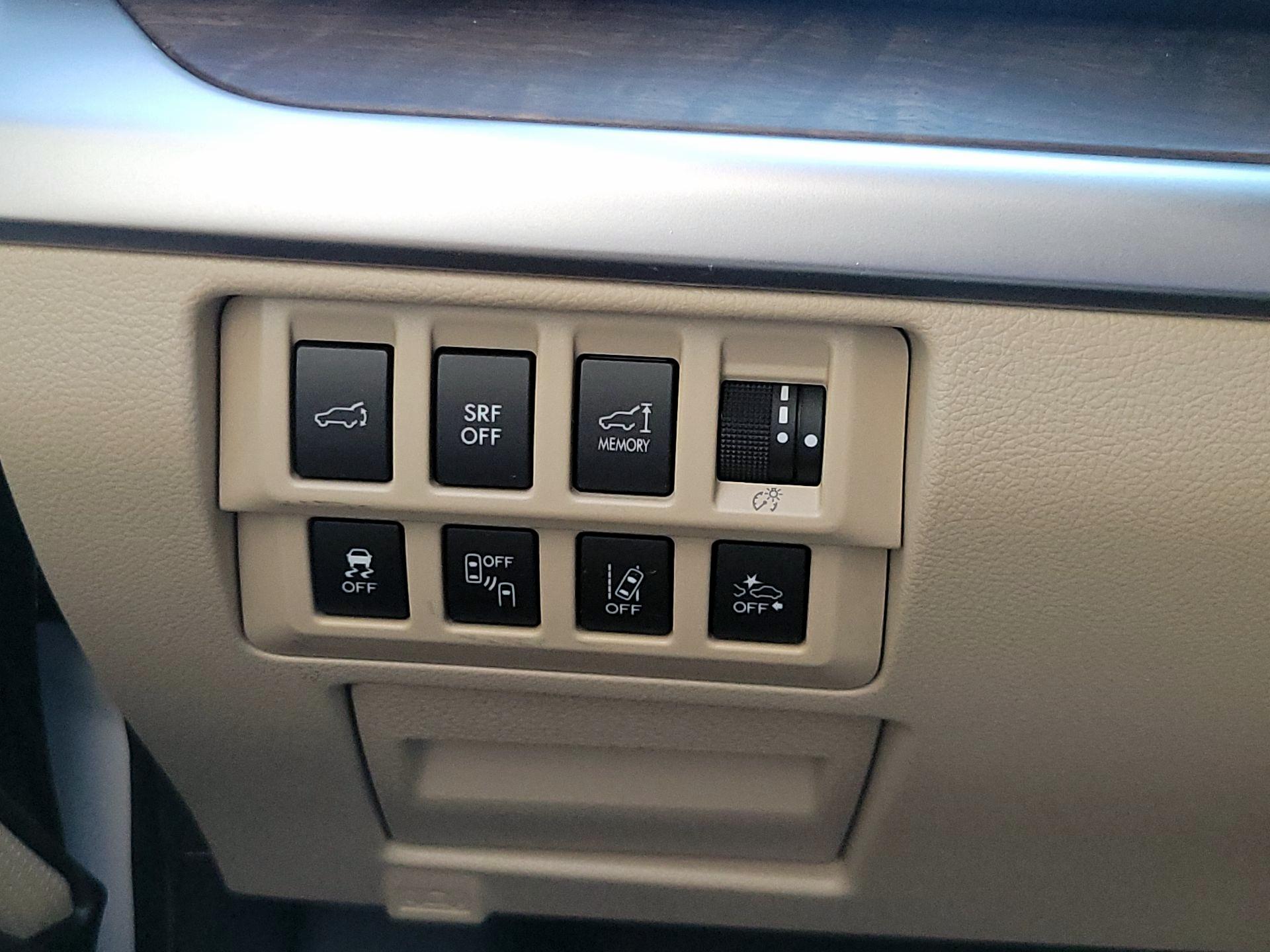 Thumbnail: 2015 Subaru Outback - 13