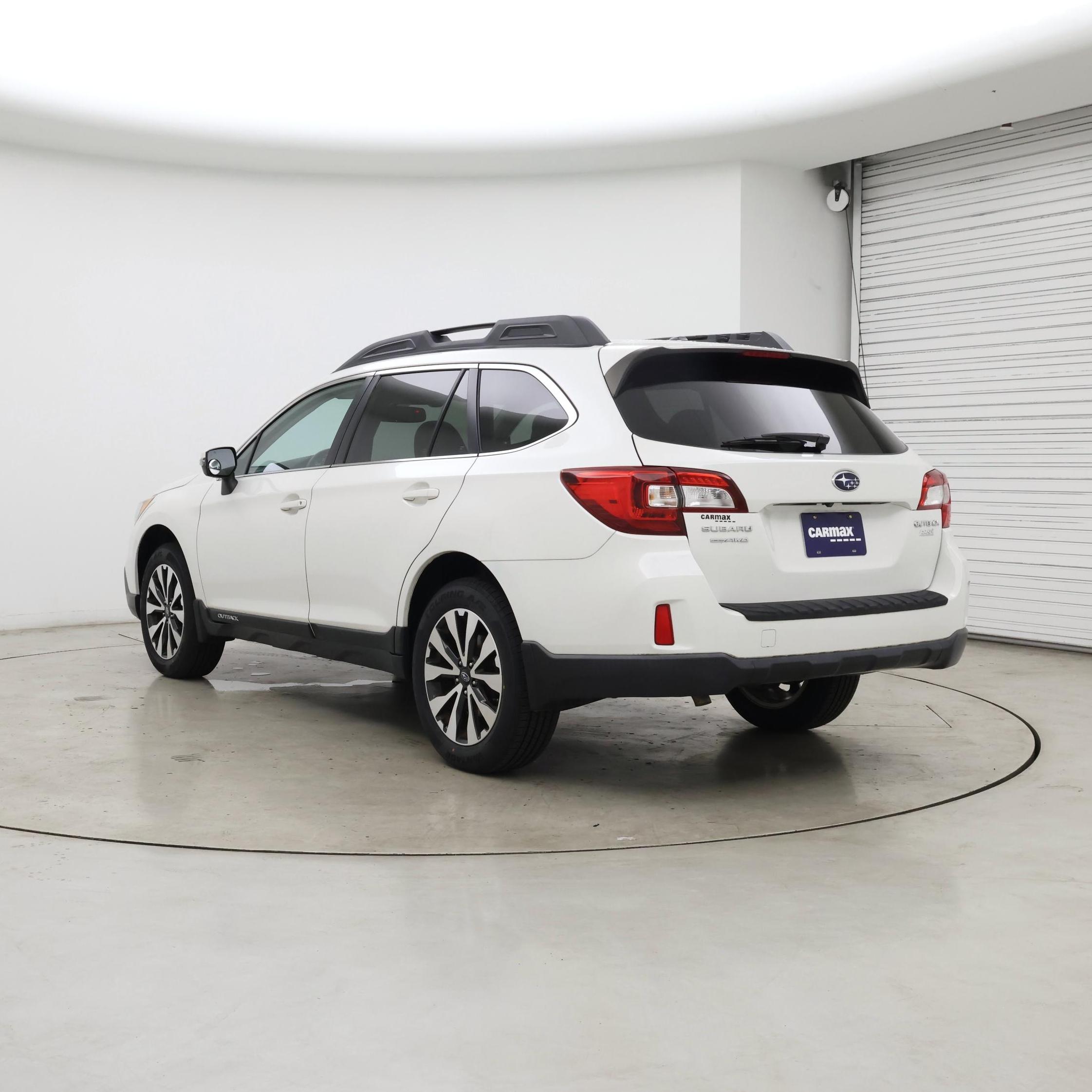 Thumbnail: 2015 Subaru Outback - 2