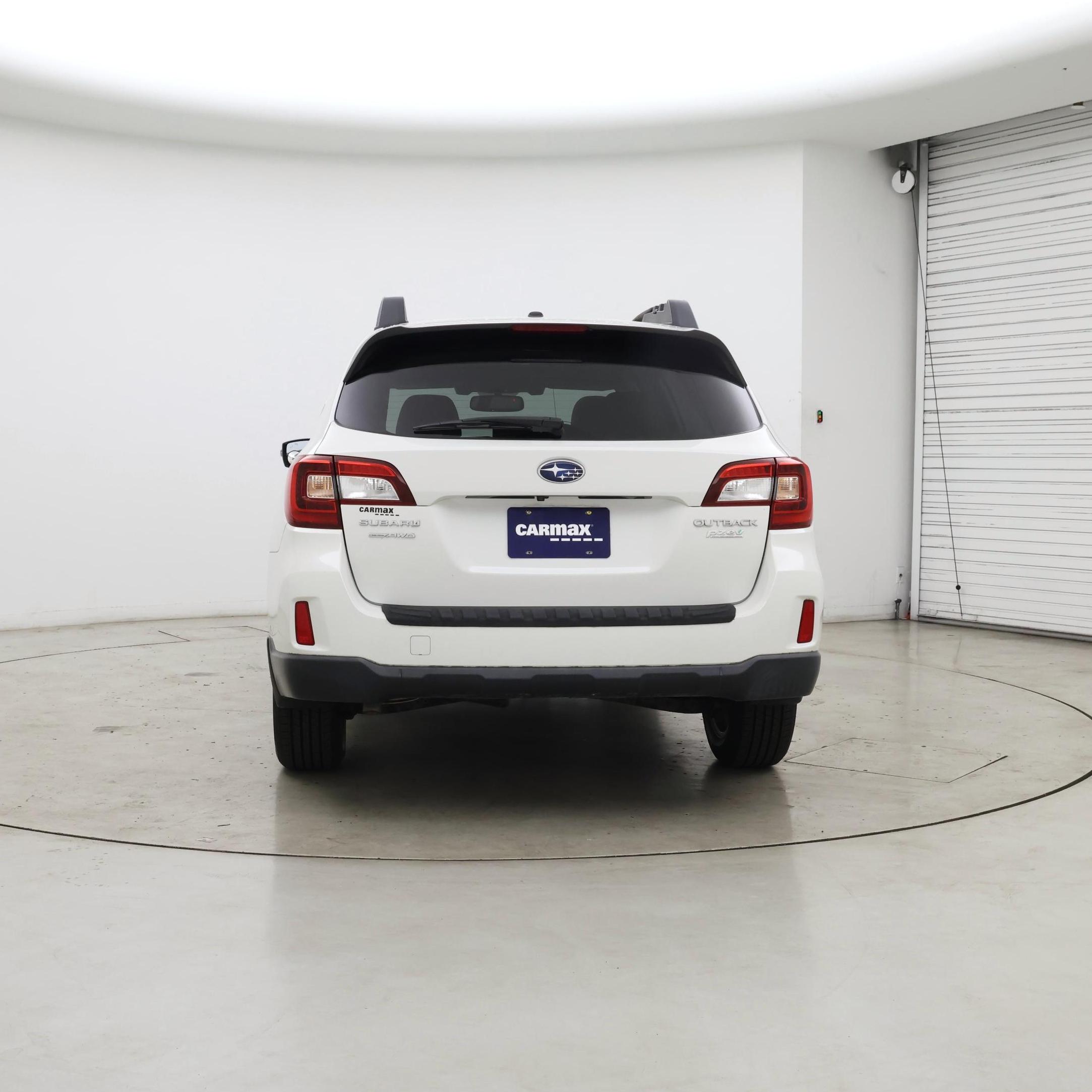 Thumbnail: 2015 Subaru Outback - 6