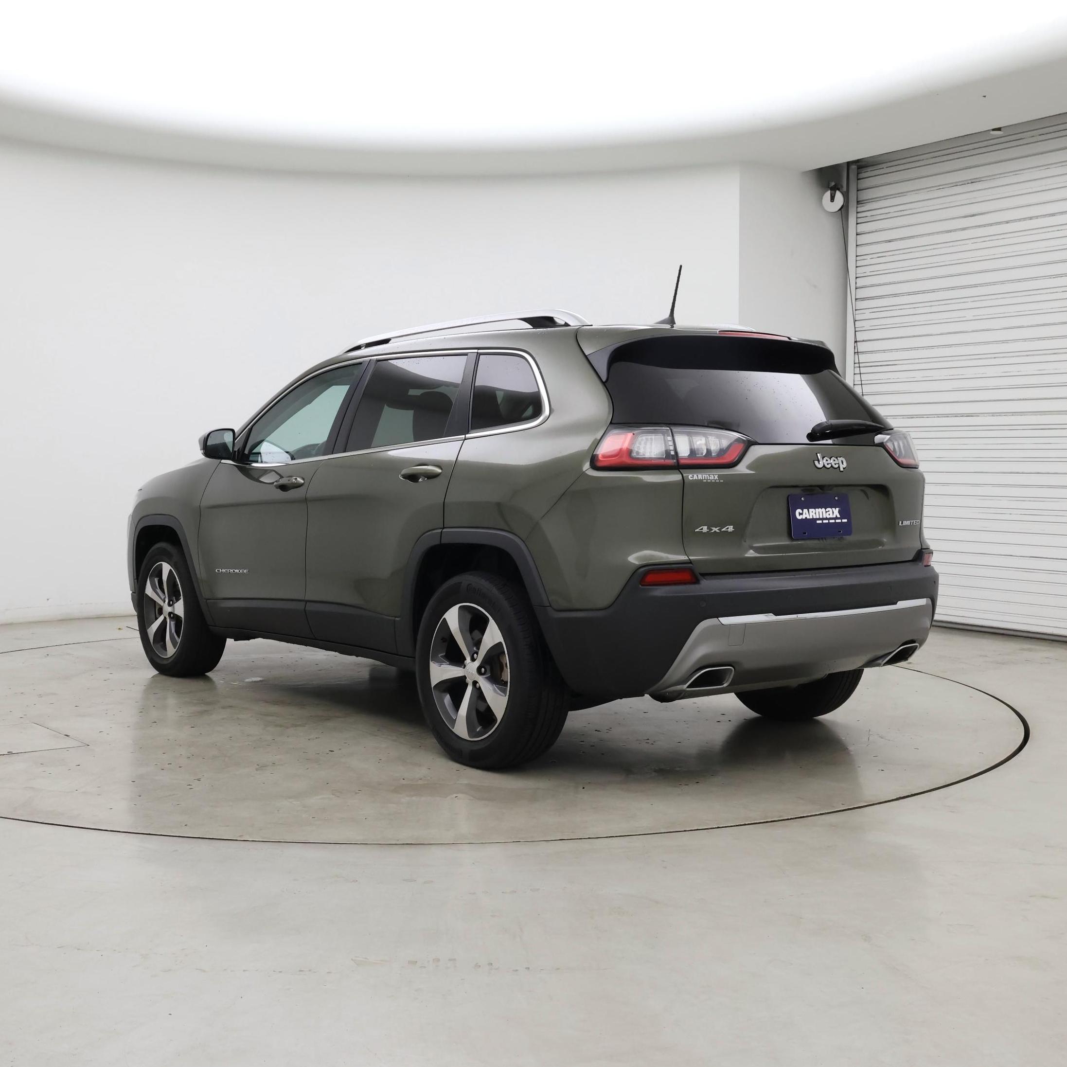 Thumbnail: 2019 Jeep Cherokee - 2