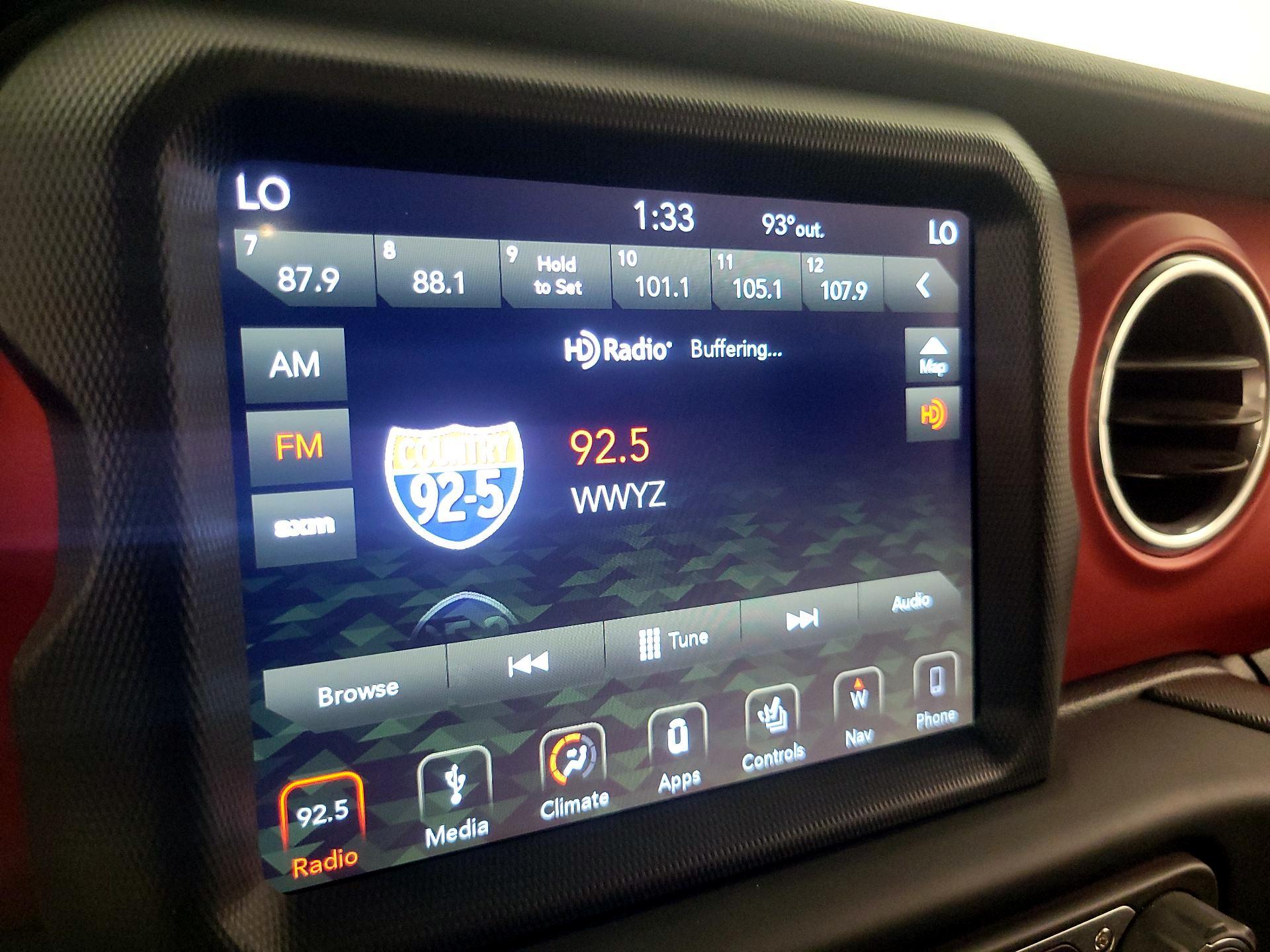 Thumbnail: 2019 Jeep Wrangler - 15