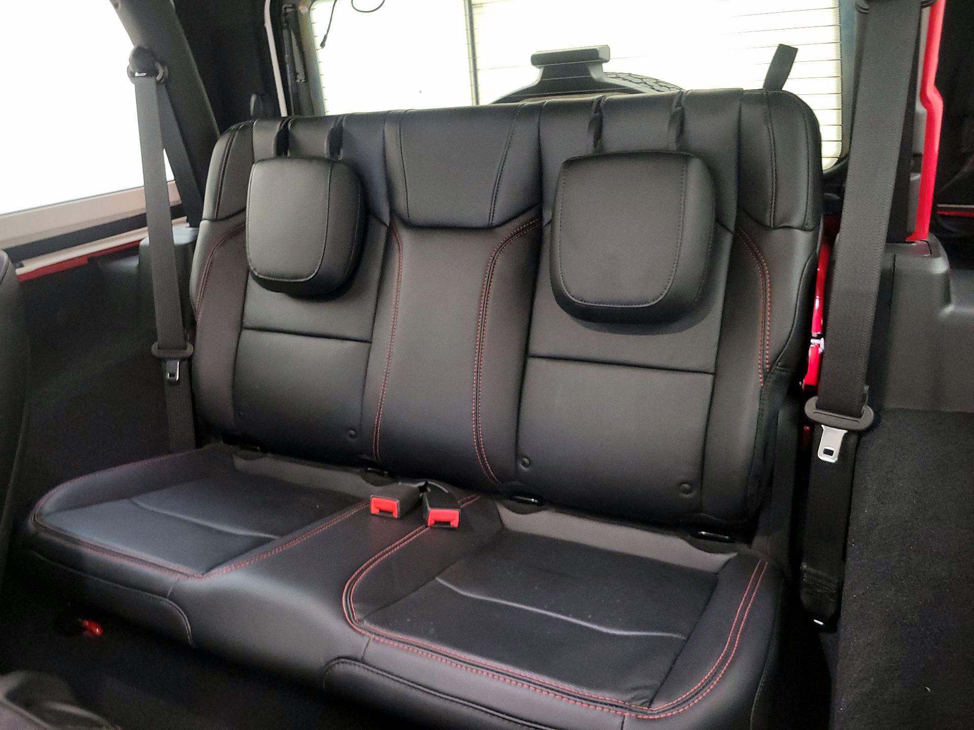 Thumbnail: 2019 Jeep Wrangler - 19