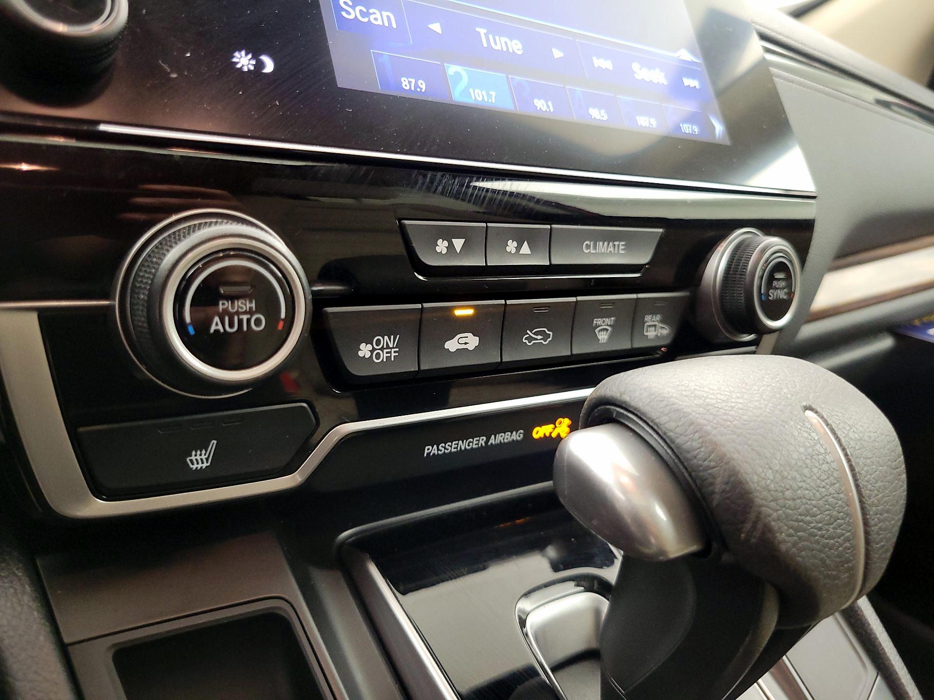 Thumbnail: 2019 Honda CR-V - 16