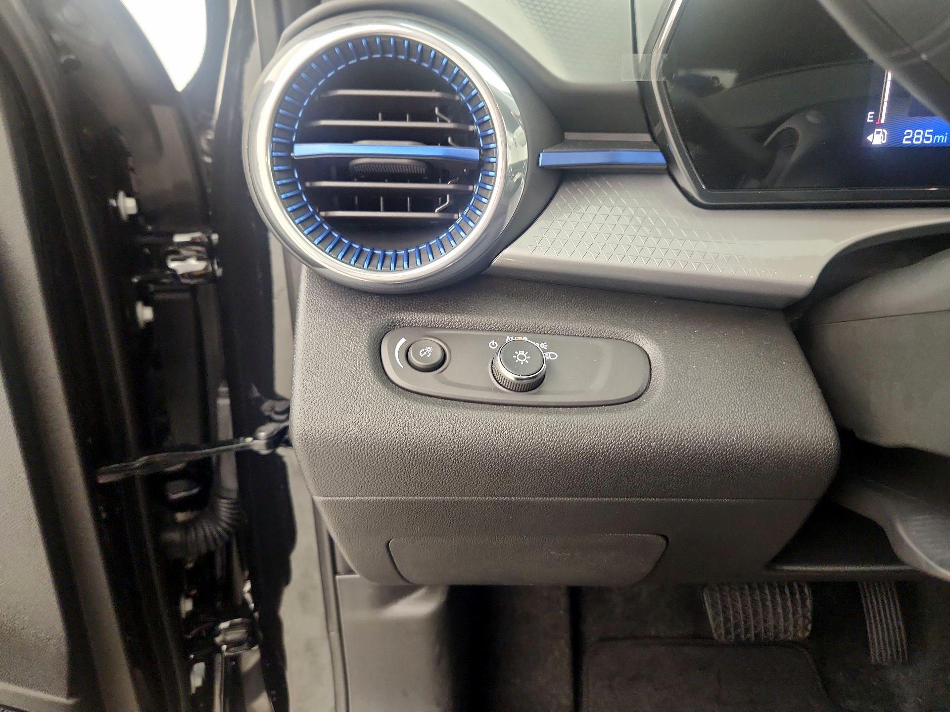 Thumbnail: 2024 Chevrolet Trax - 13