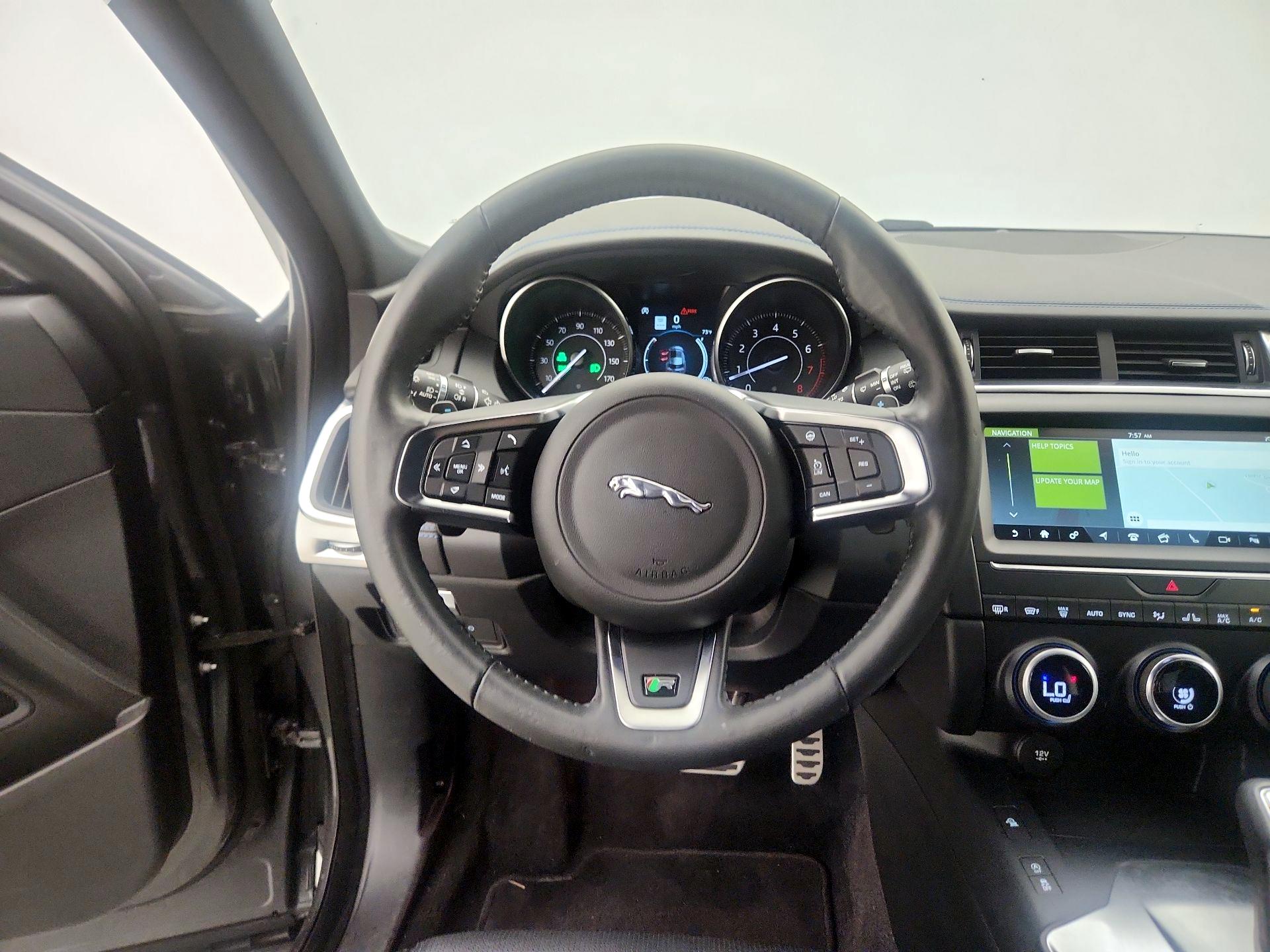 Thumbnail: 2020 Jaguar E-Pace - 10