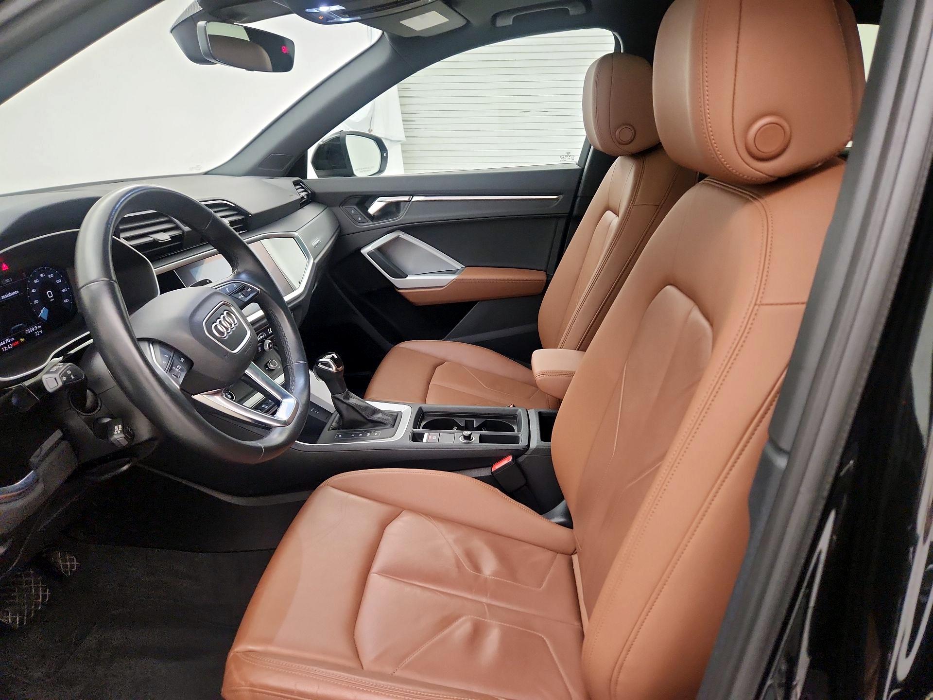 Thumbnail: 2022 Audi Q3 - 11