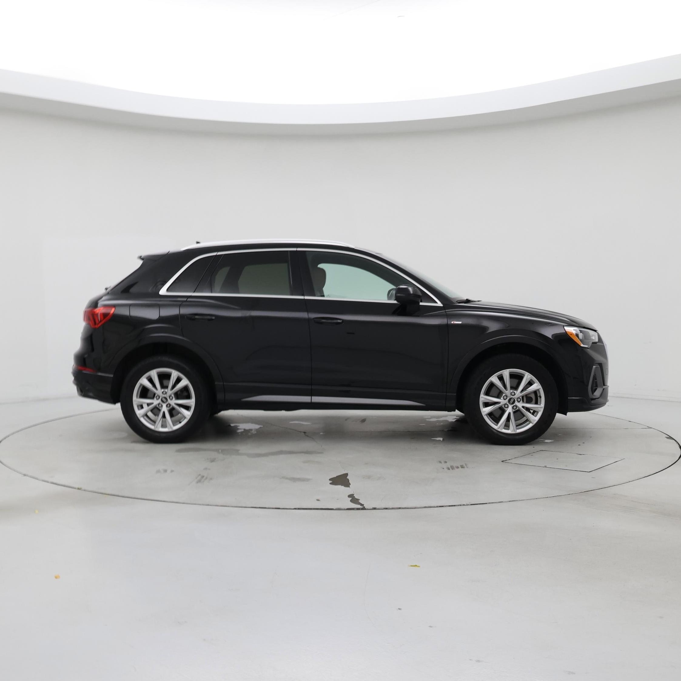 Thumbnail: 2022 Audi Q3 - 7