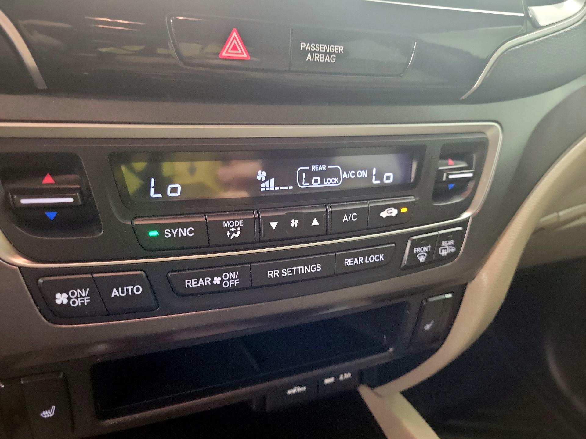 Thumbnail: 2021 Honda Pilot - 16