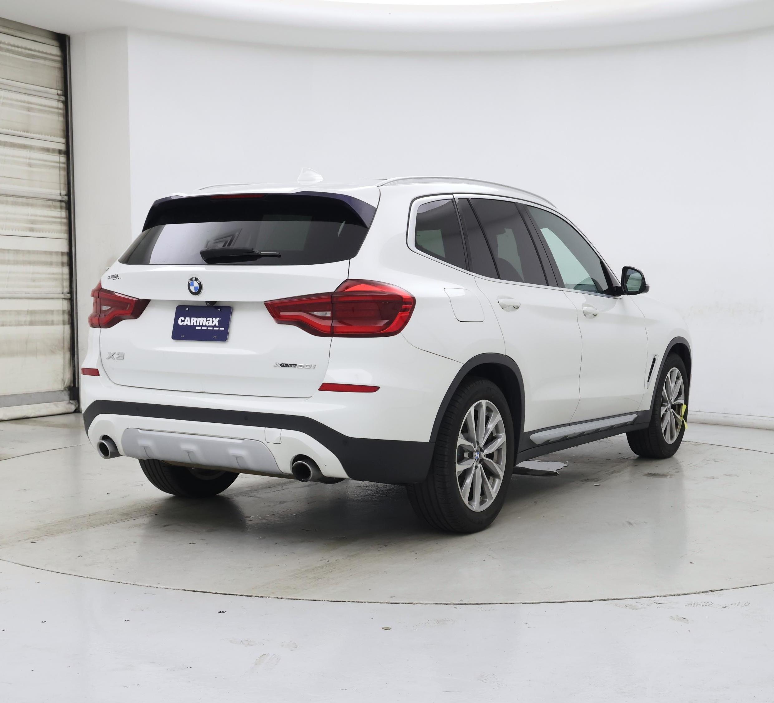 Thumbnail: 2019 BMW X3 - 8