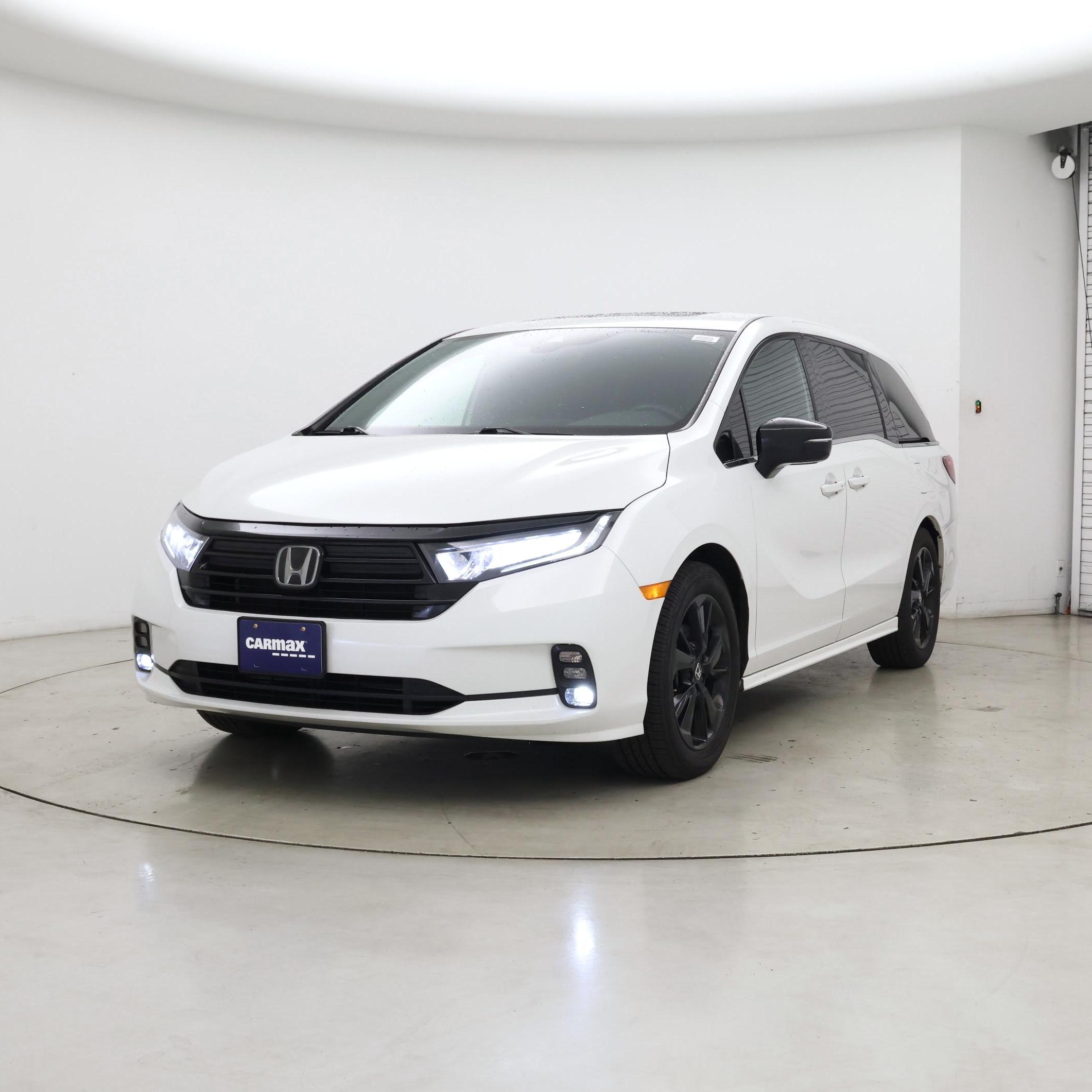 Thumbnail: 2023 Honda Odyssey - 4