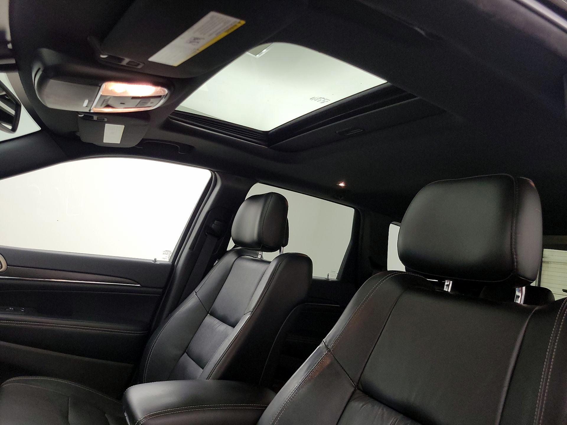 Thumbnail: 2016 Jeep Grand Cherokee - 20