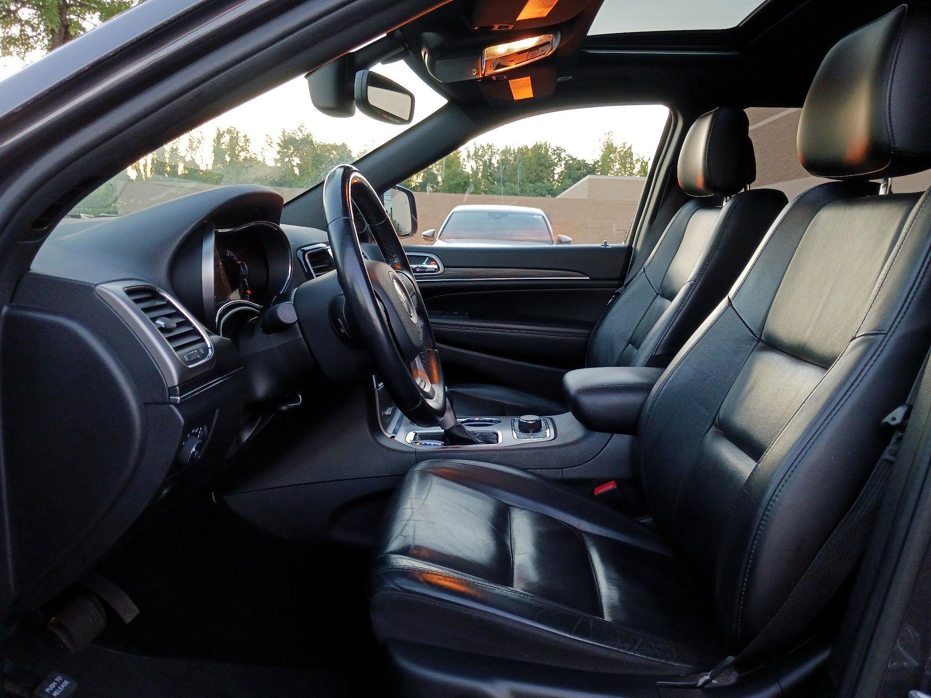 Thumbnail: 2021 Jeep Grand Cherokee - 9