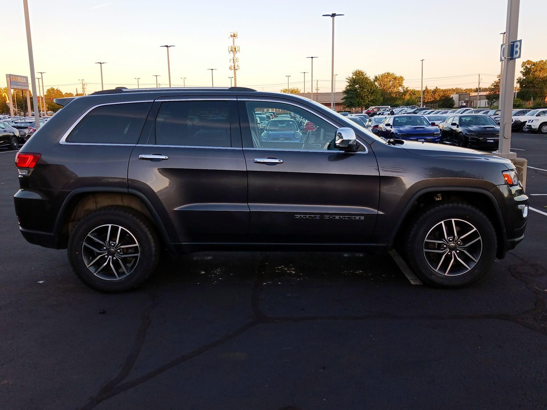 Thumbnail: 2021 Jeep Grand Cherokee - 4