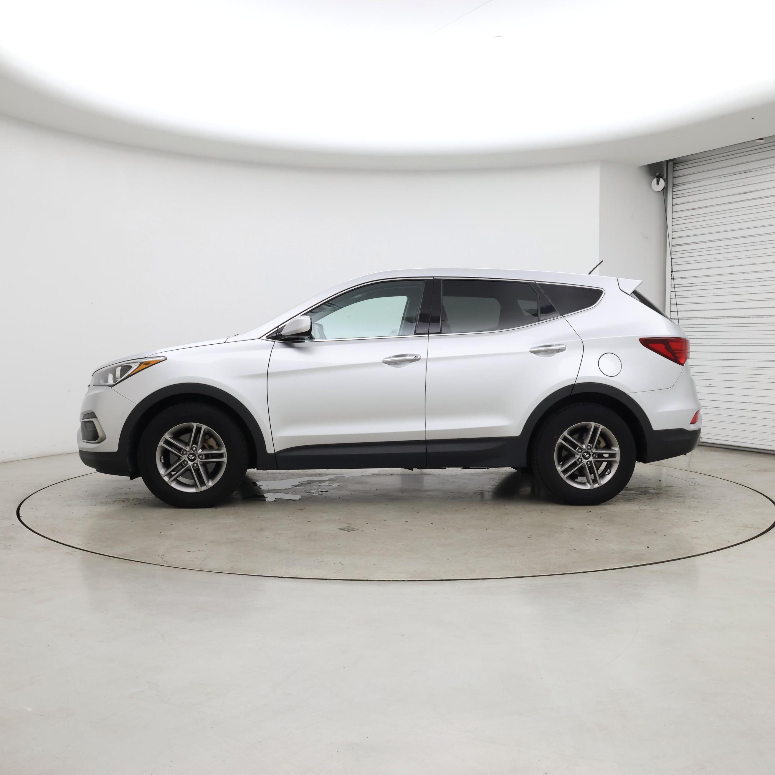 Thumbnail: 2018 Hyundai Santa Fe - 3