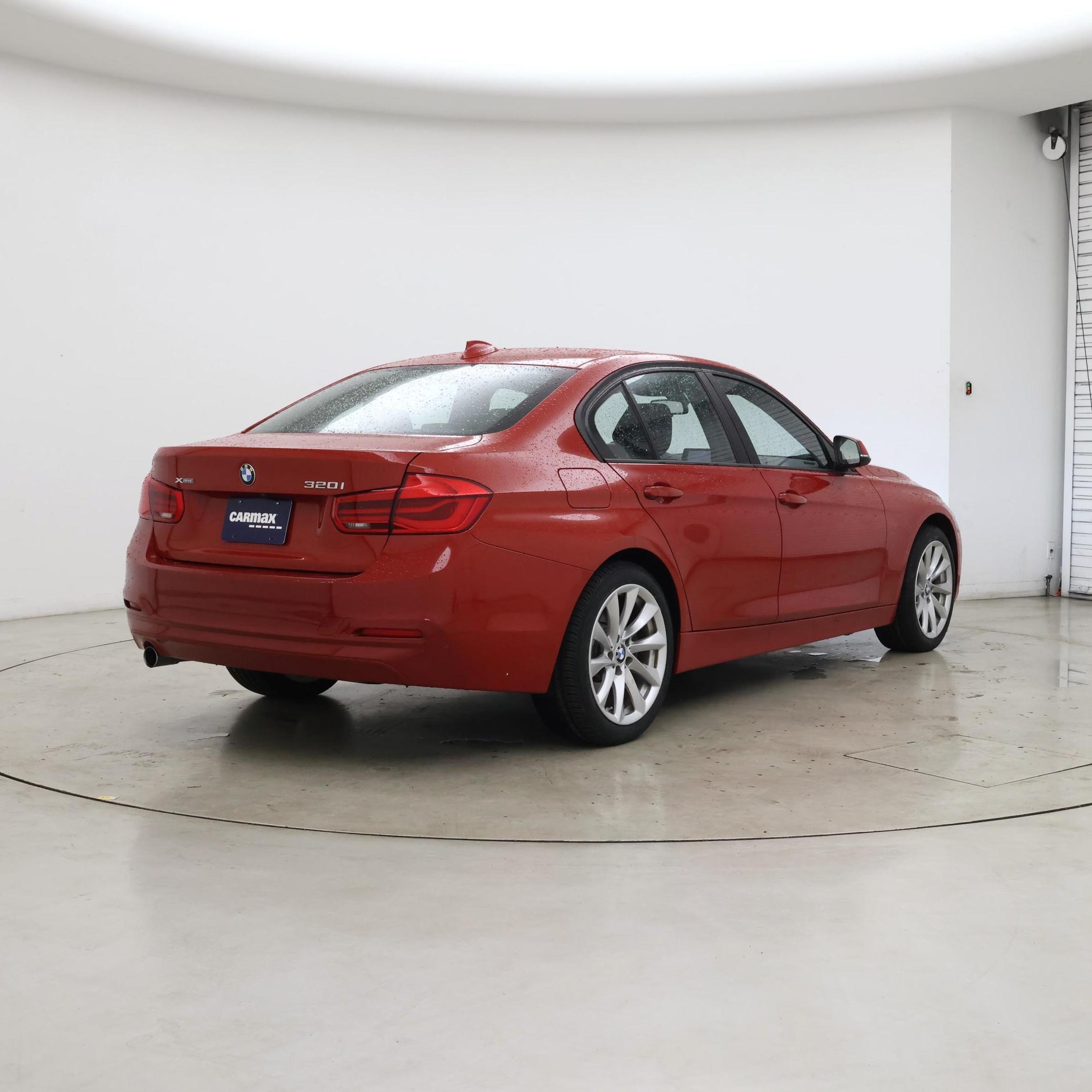Thumbnail: 2018 BMW 3 Series - 8