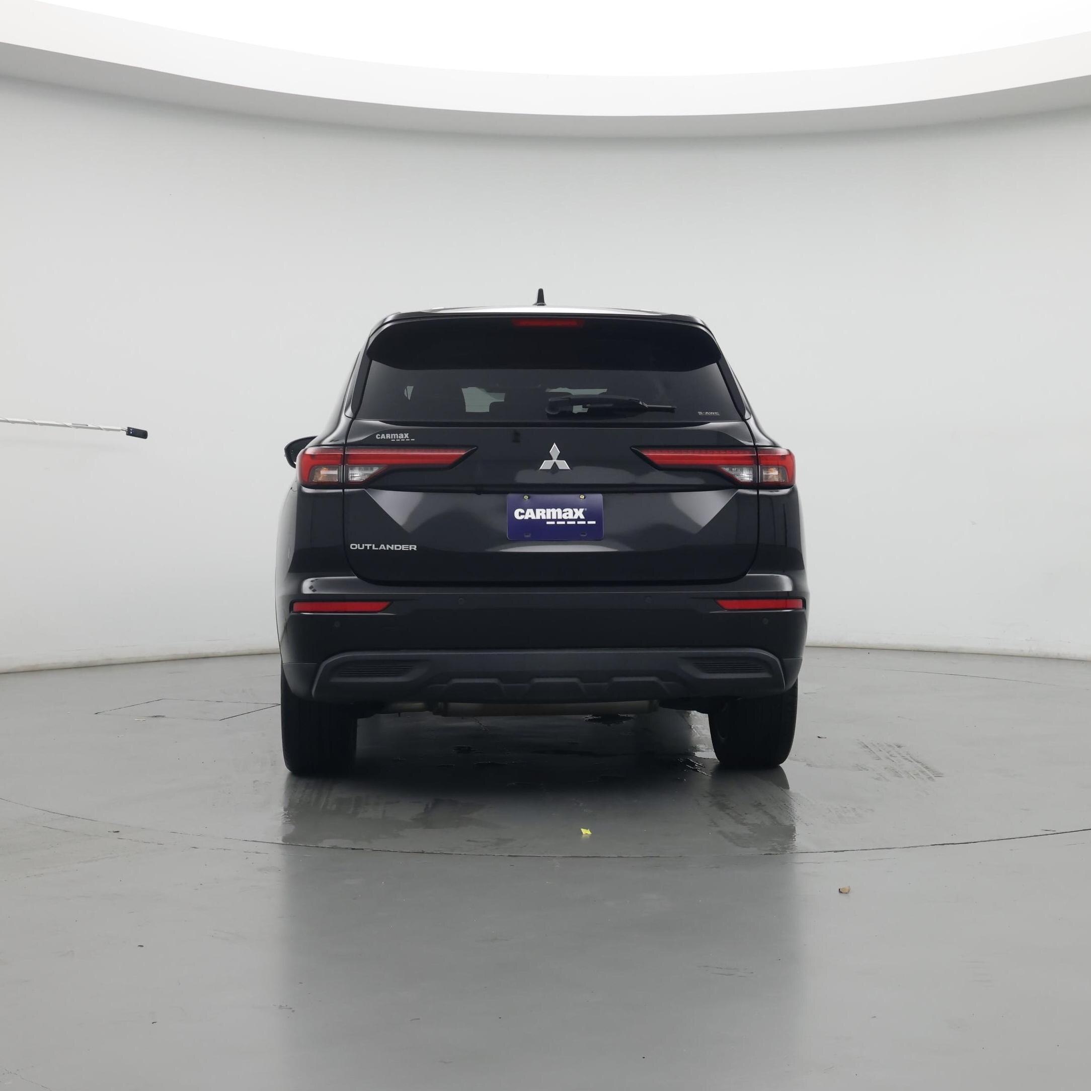 Thumbnail: 2022 Mitsubishi Outlander - 6