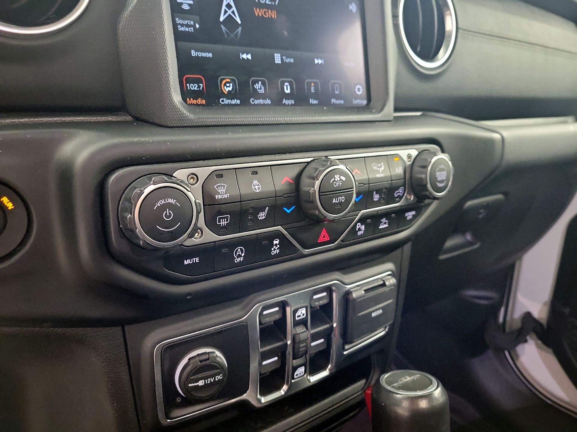 Thumbnail: 2021 Jeep Gladiator - 17