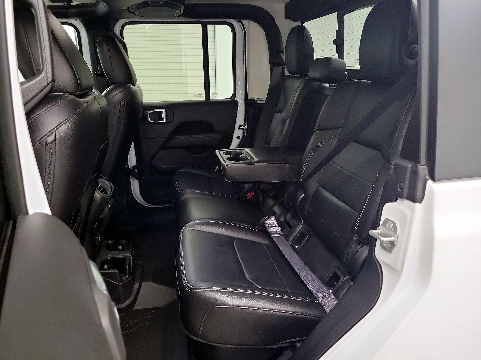 Thumbnail: 2021 Jeep Gladiator - 20