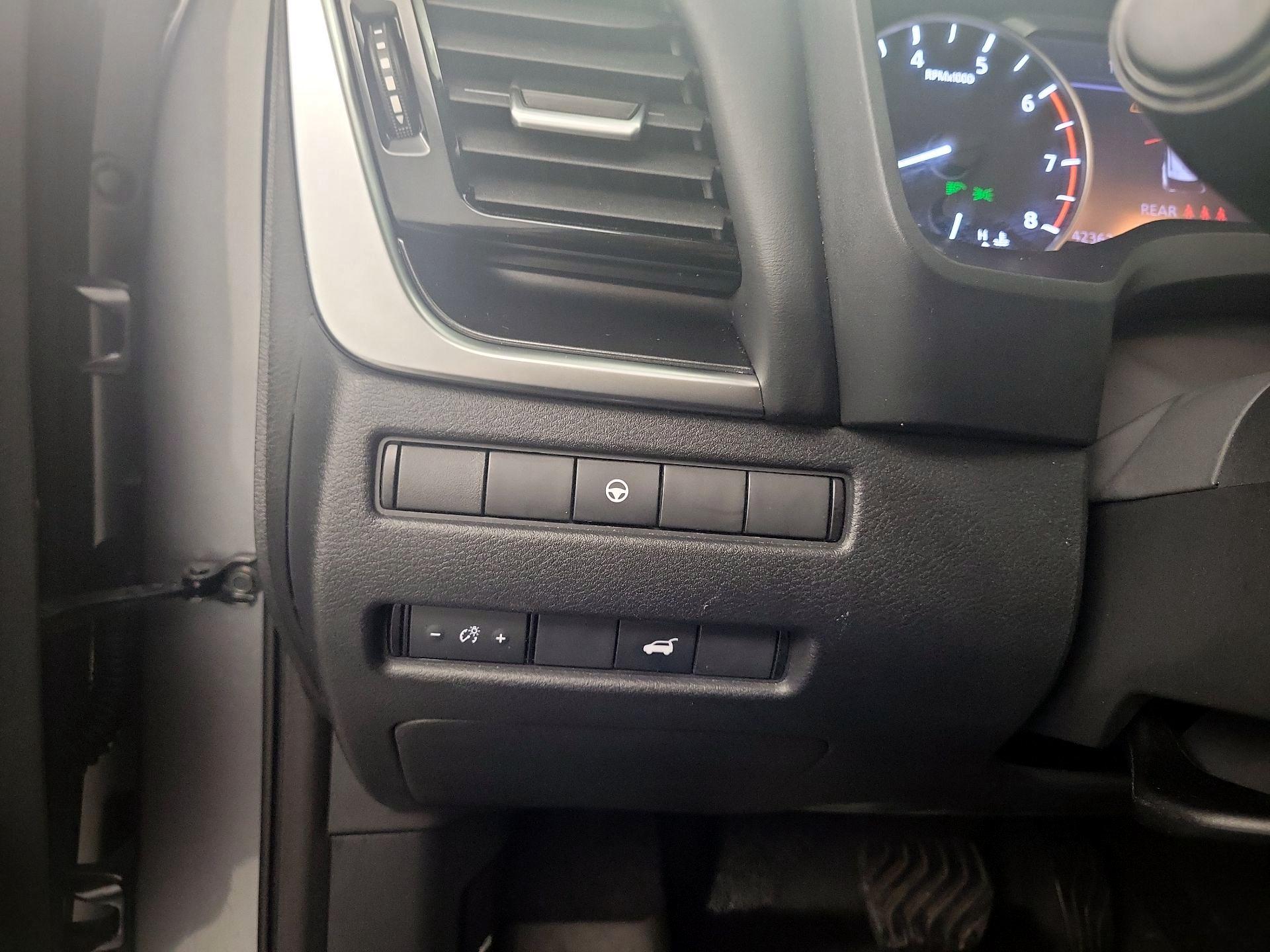 Thumbnail: 2021 Nissan Rogue - 13