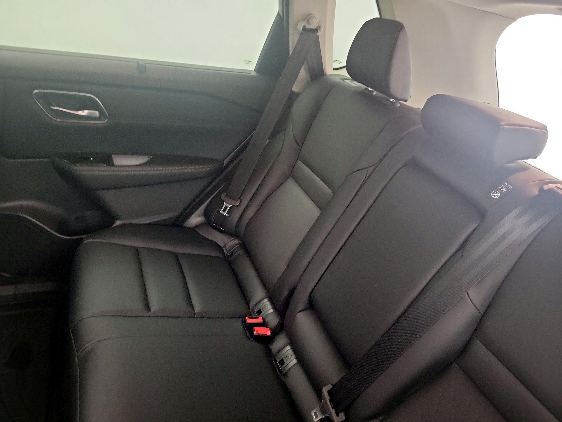 Thumbnail: 2021 Nissan Rogue - 20