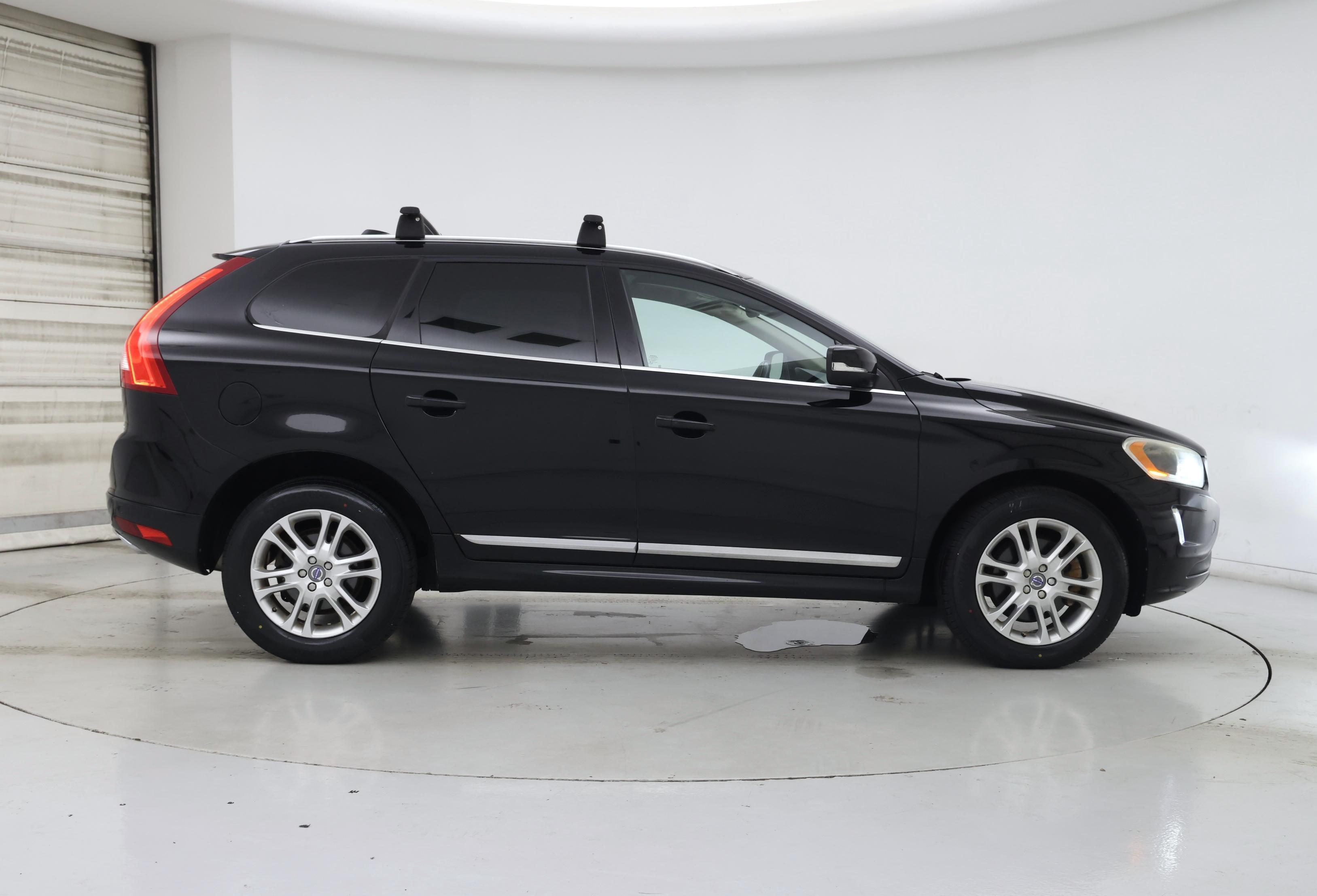 Thumbnail: 2016 Volvo XC60 - 7