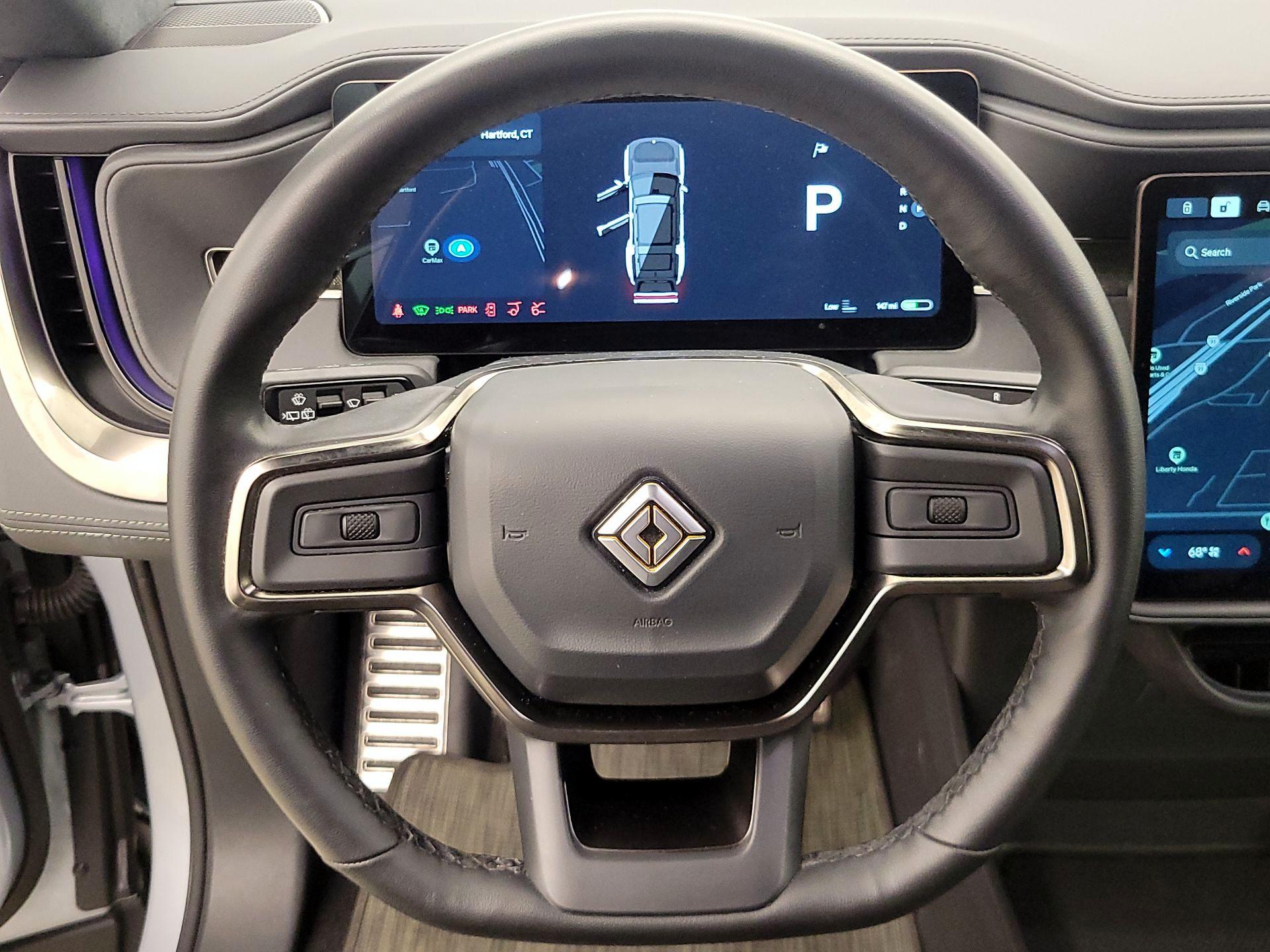 Thumbnail: 2023 Rivian R1S - 10