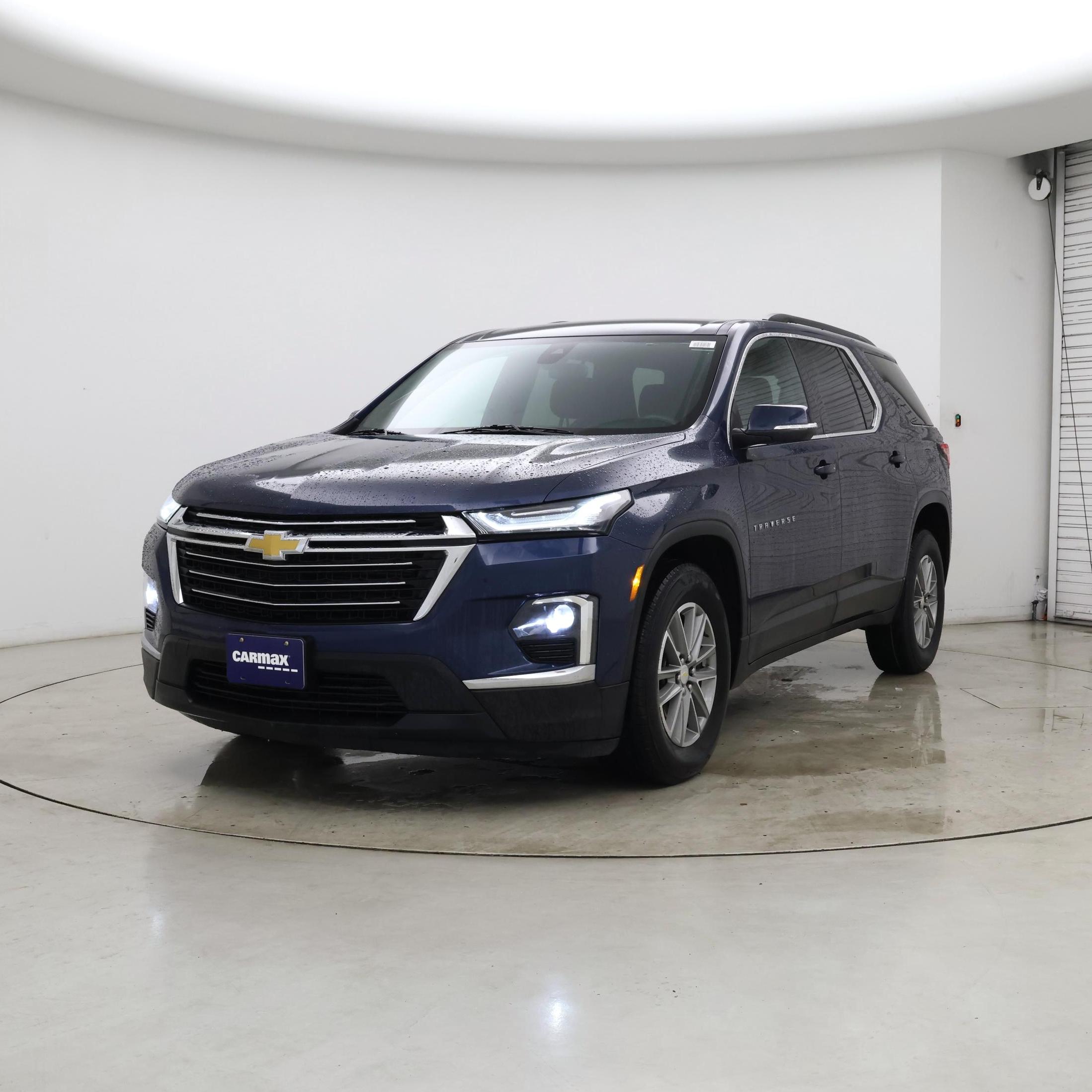 Thumbnail: 2023 Chevrolet Traverse - 4