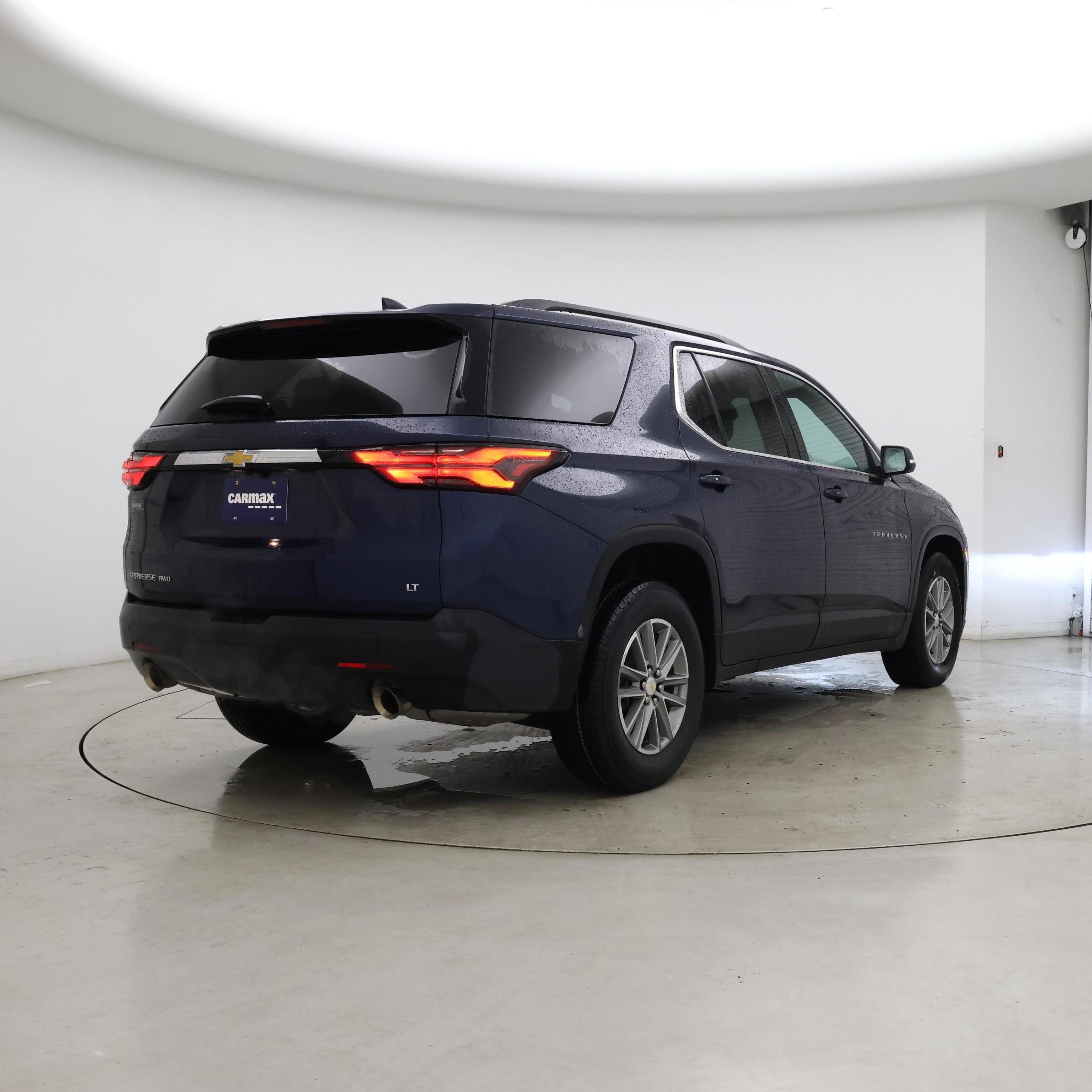 Thumbnail: 2023 Chevrolet Traverse - 8