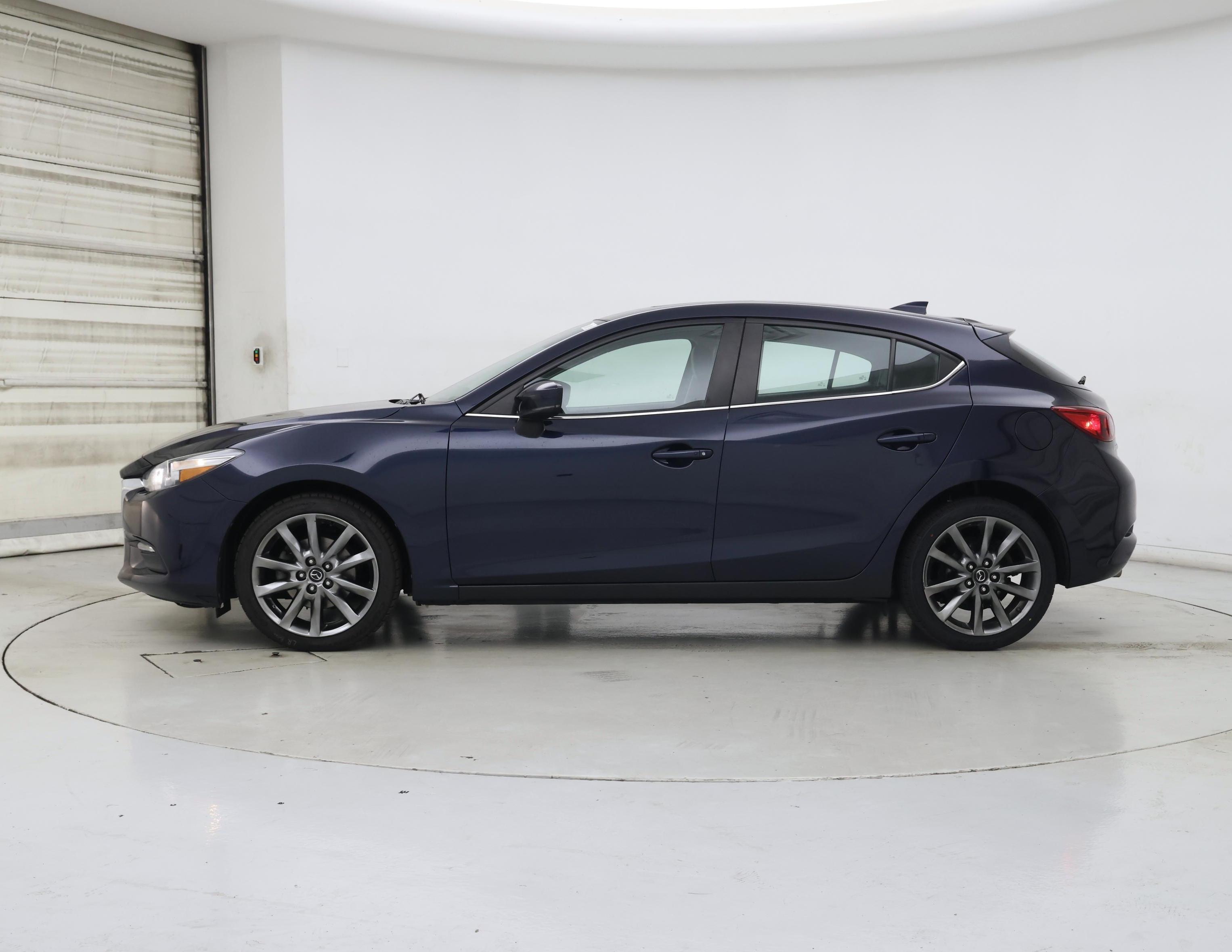 Thumbnail: 2018 Mazda Mazda3 - 3