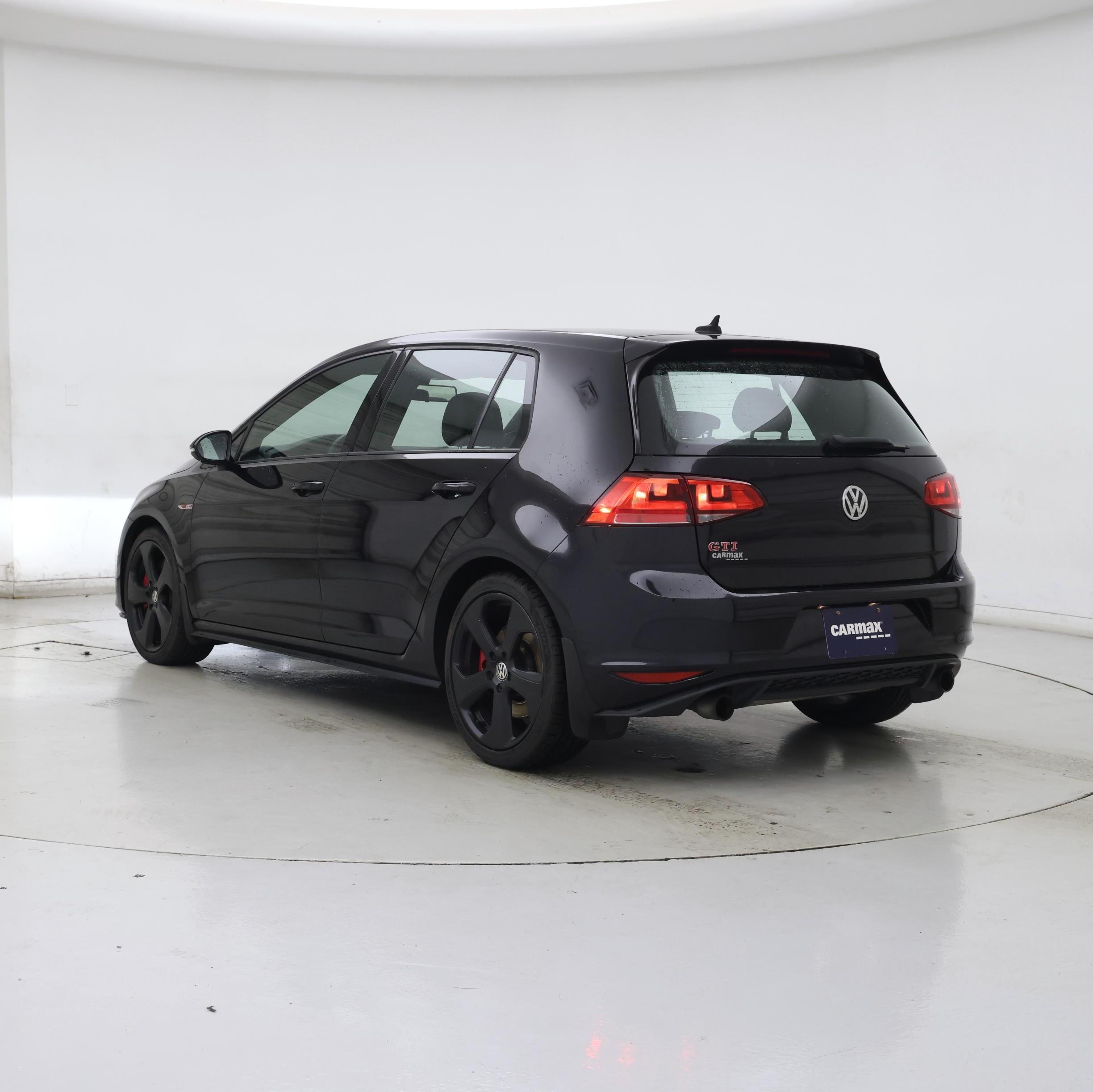 Thumbnail: 2017 Volkswagen Golf - 2