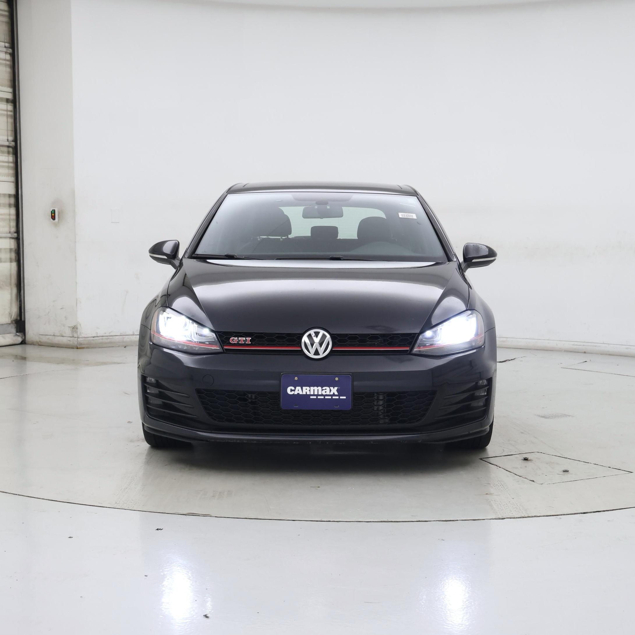 Thumbnail: 2017 Volkswagen Golf - 5