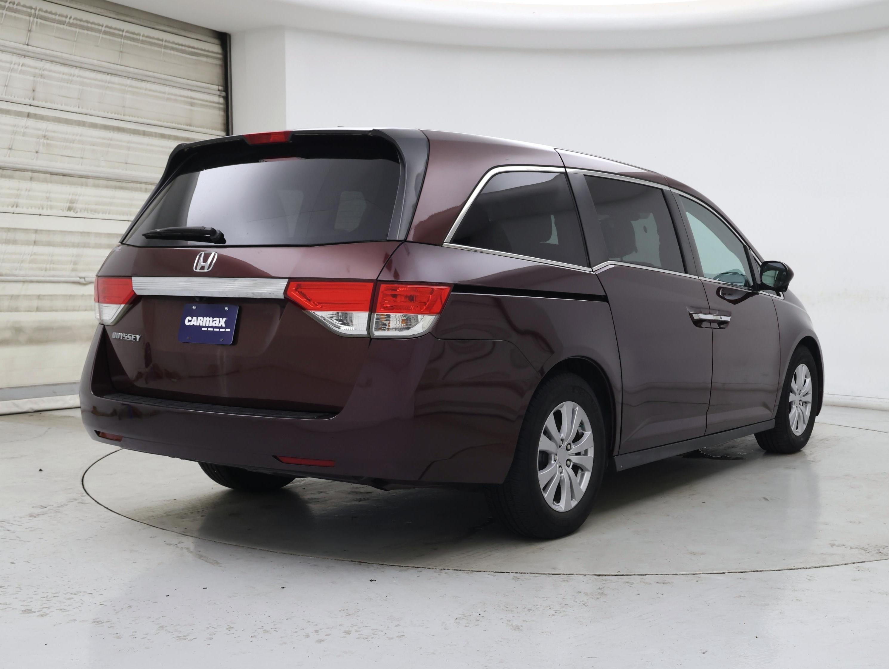 Thumbnail: 2015 Honda Odyssey - 8