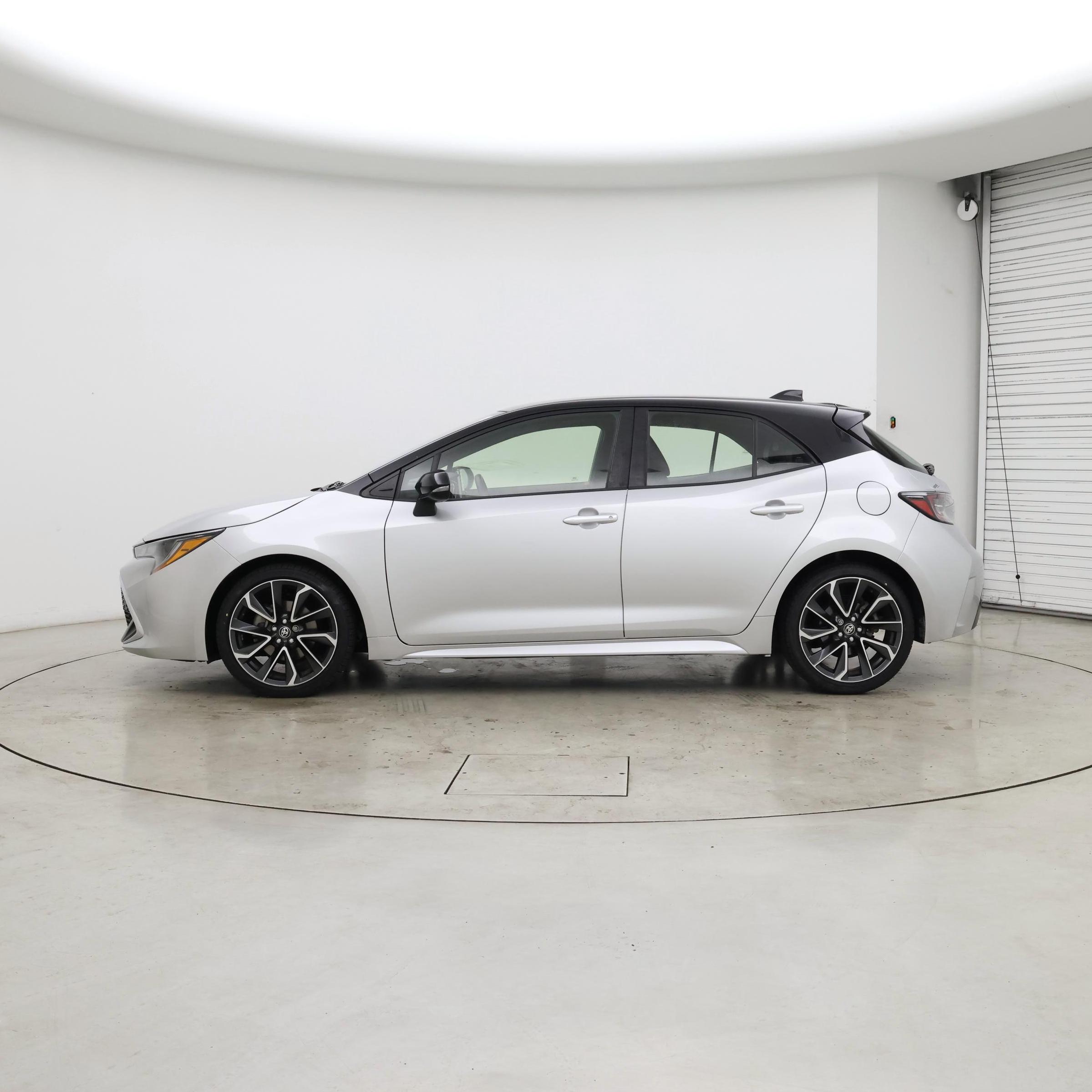 Thumbnail: 2021 Toyota Corolla - 3