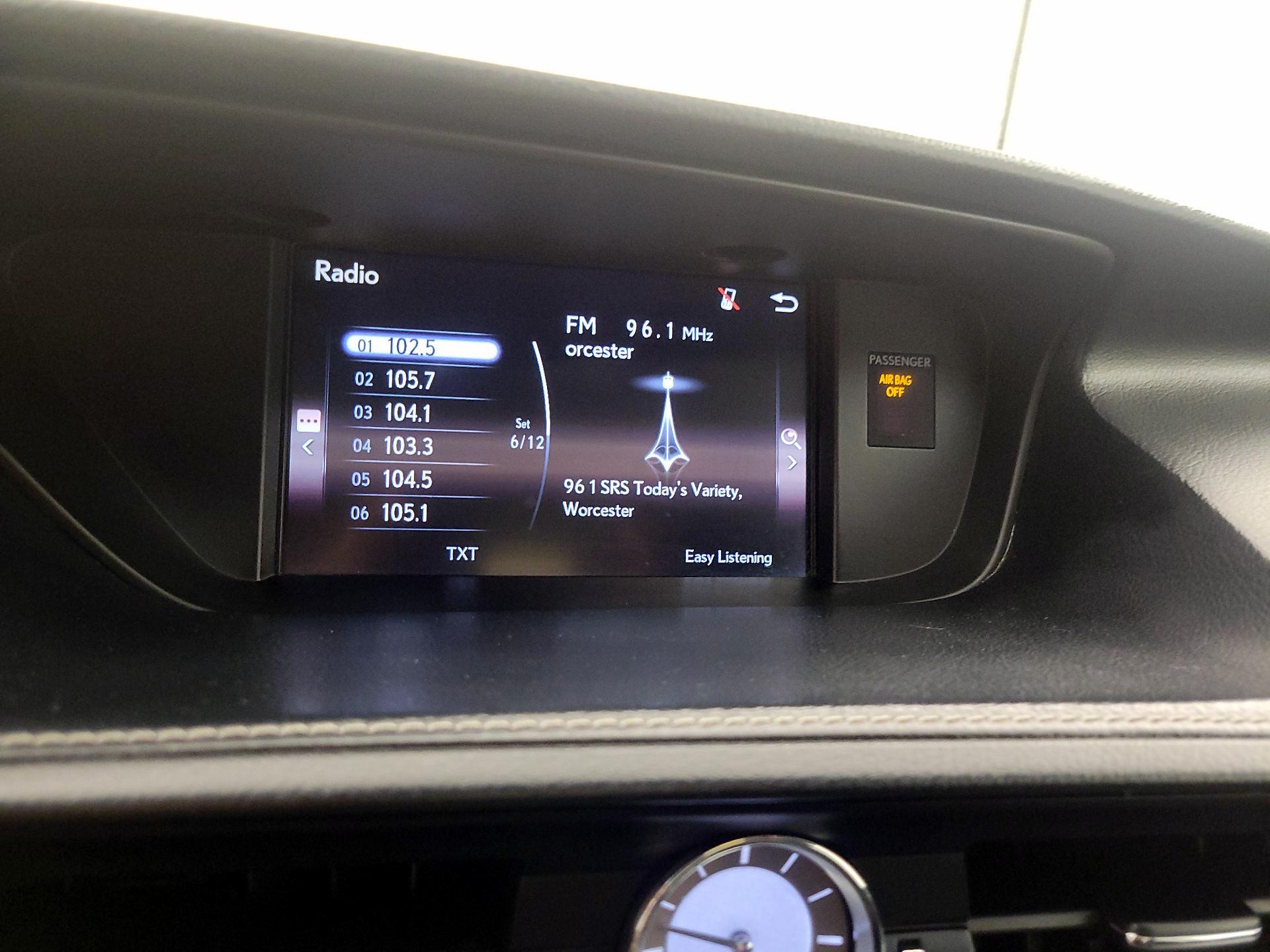 Thumbnail: 2016 Lexus ES - 15