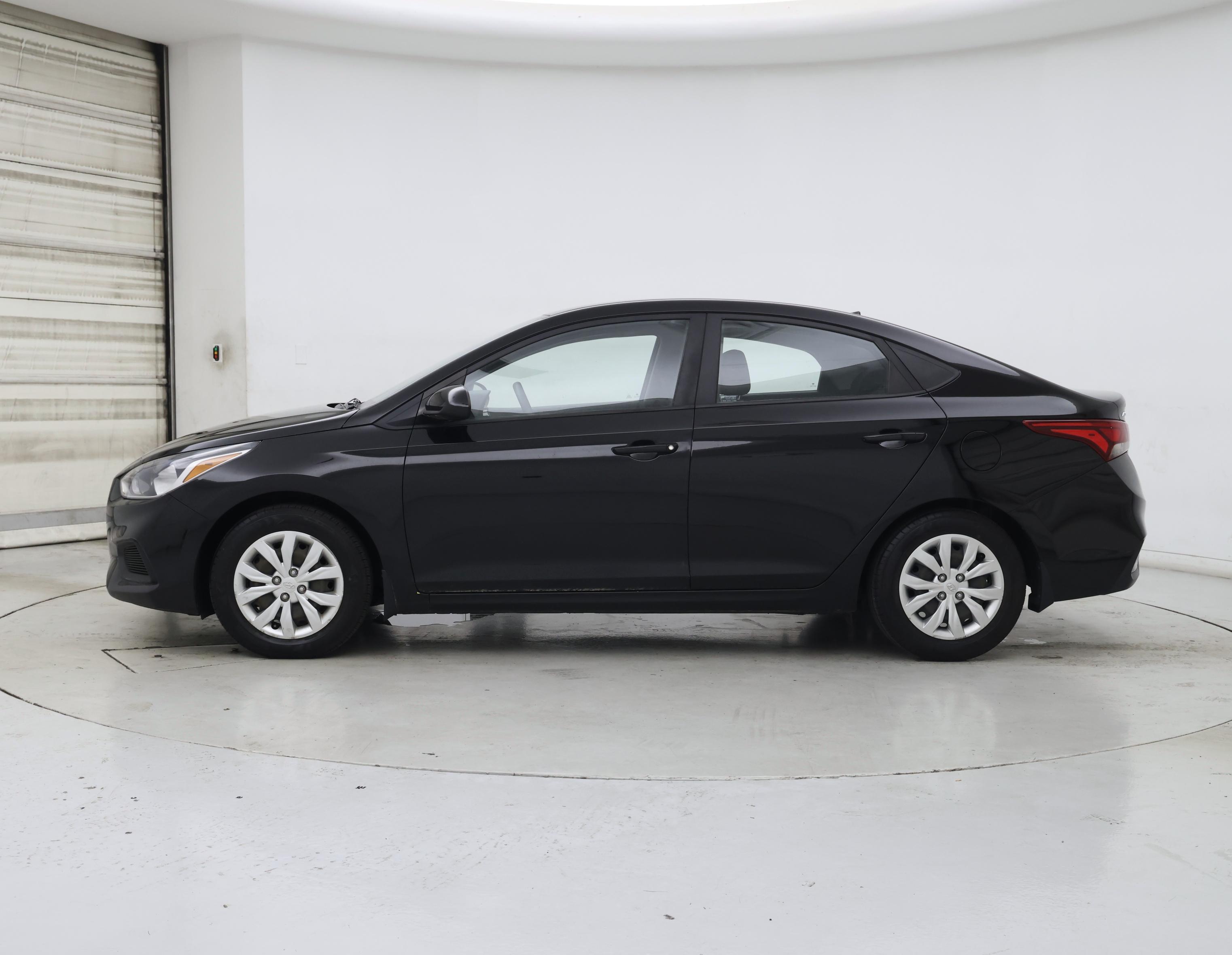 Thumbnail: 2018 Hyundai Accent - 3