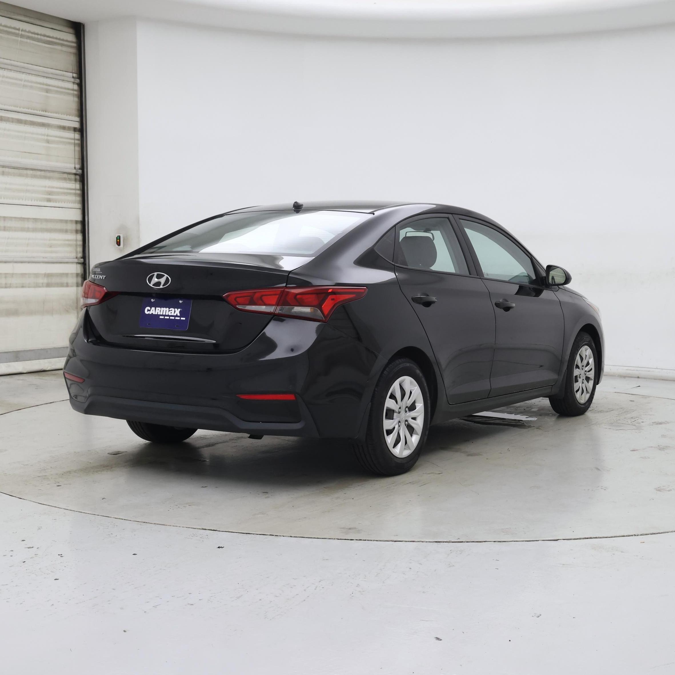 Thumbnail: 2018 Hyundai Accent - 8