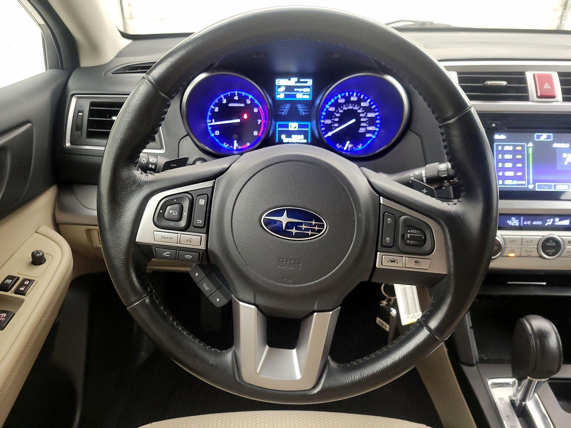 Thumbnail: 2016 Subaru Outback - 10