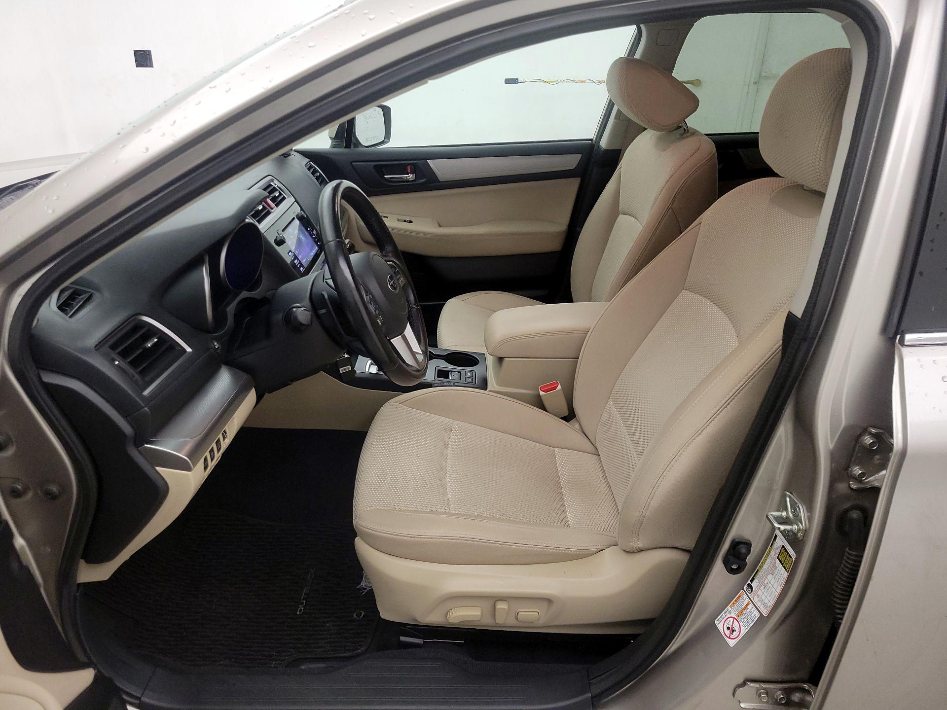 Thumbnail: 2016 Subaru Outback - 11
