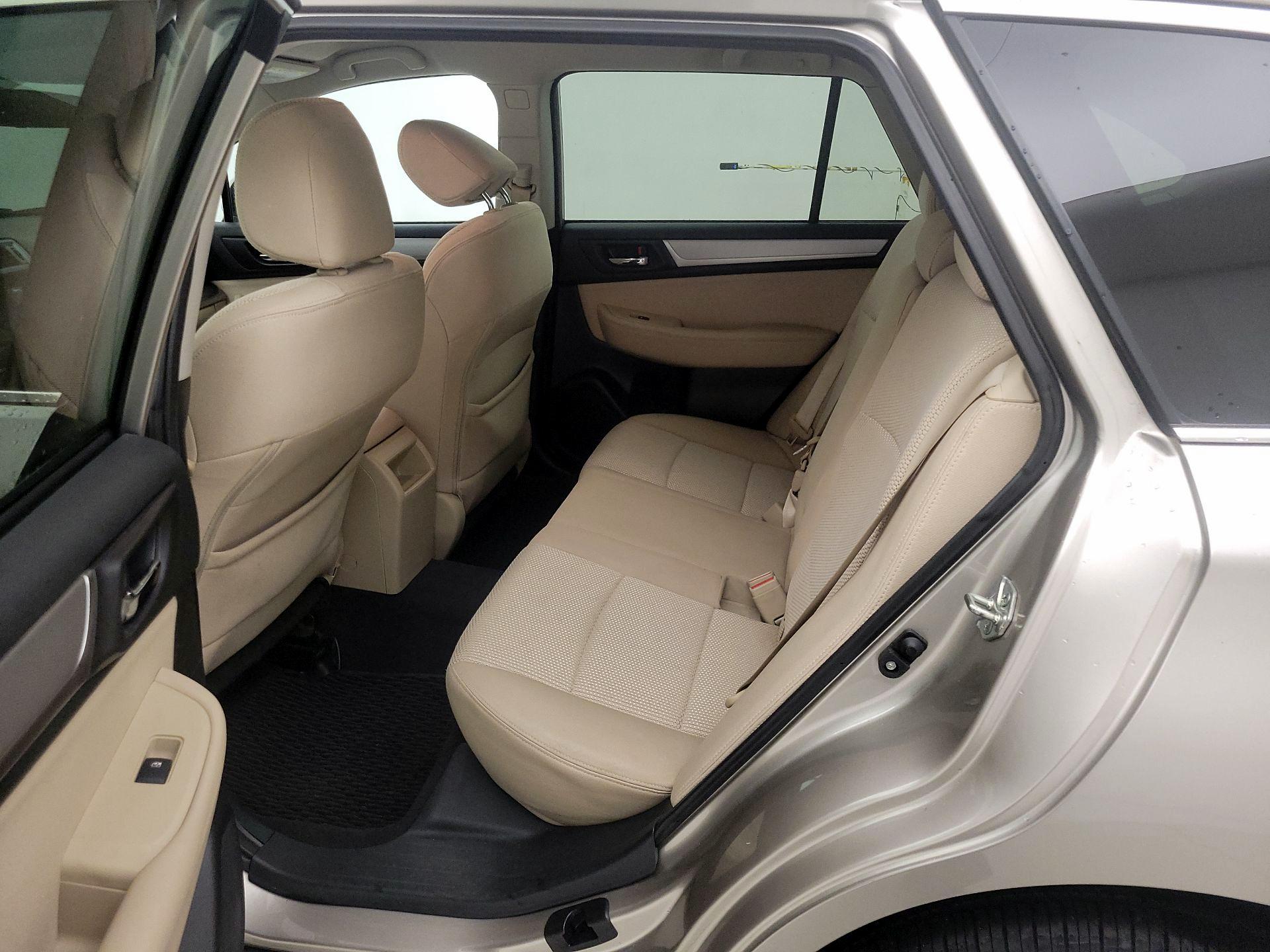 Thumbnail: 2016 Subaru Outback - 19