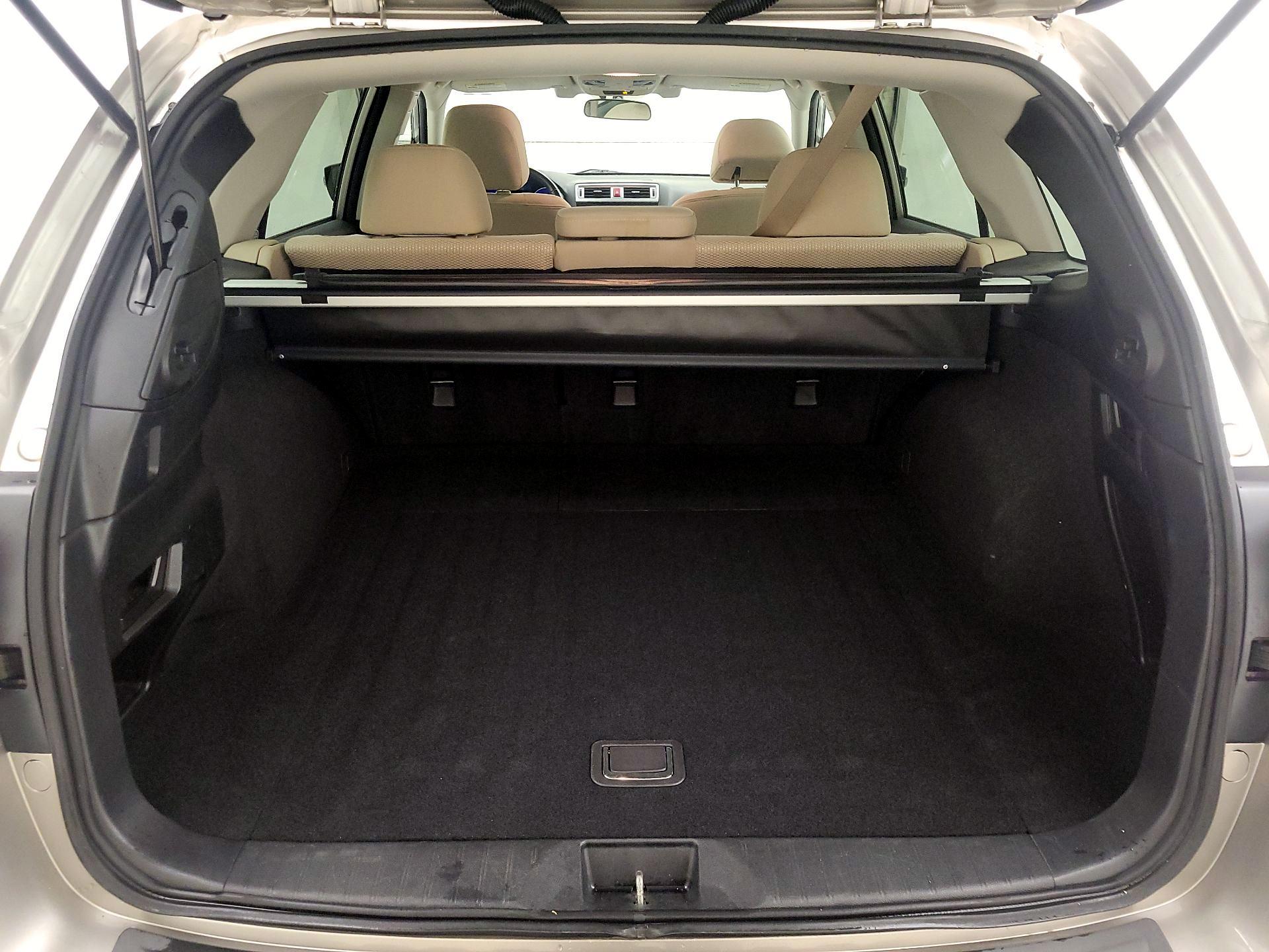 Thumbnail: 2016 Subaru Outback - 20