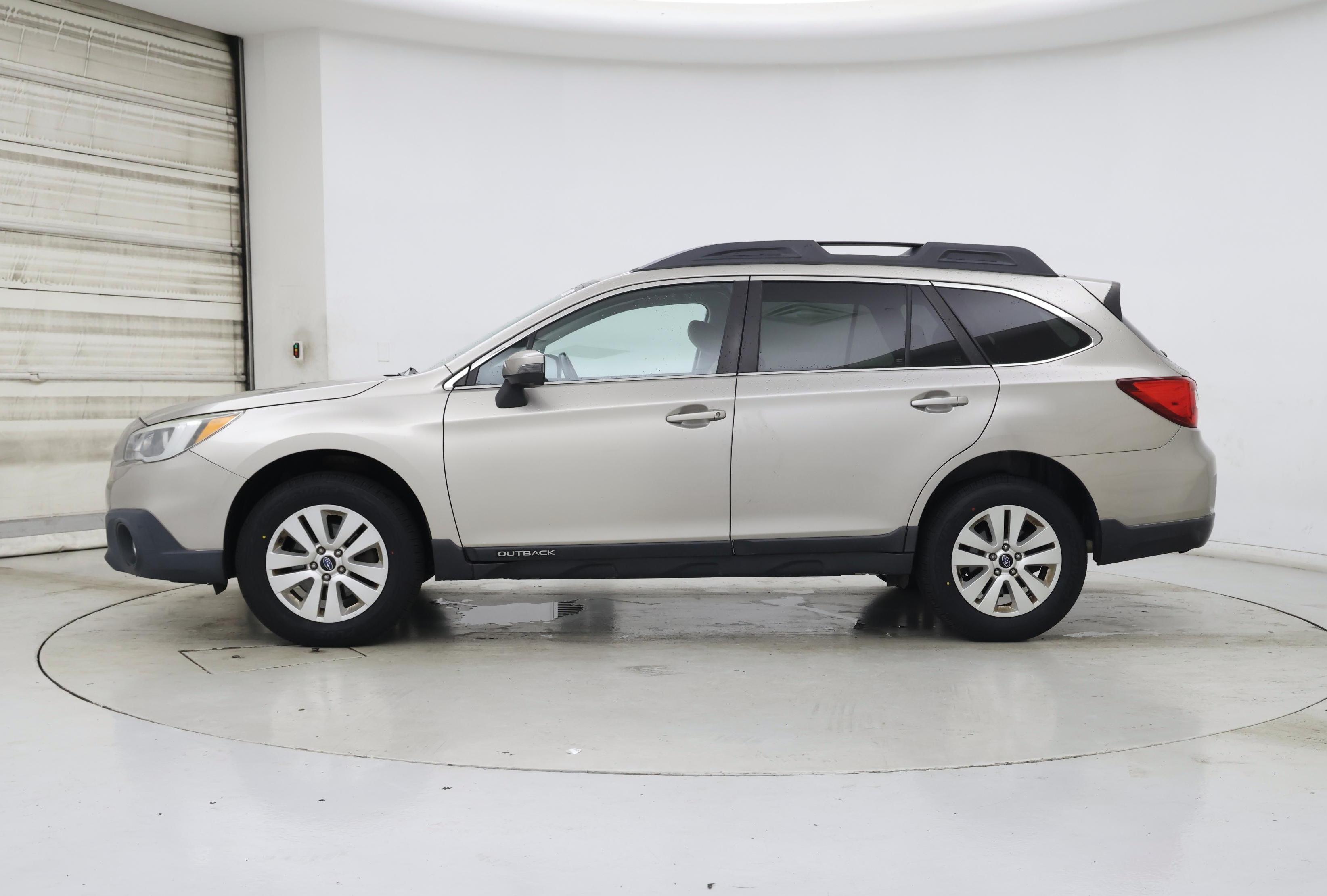 Thumbnail: 2016 Subaru Outback - 3