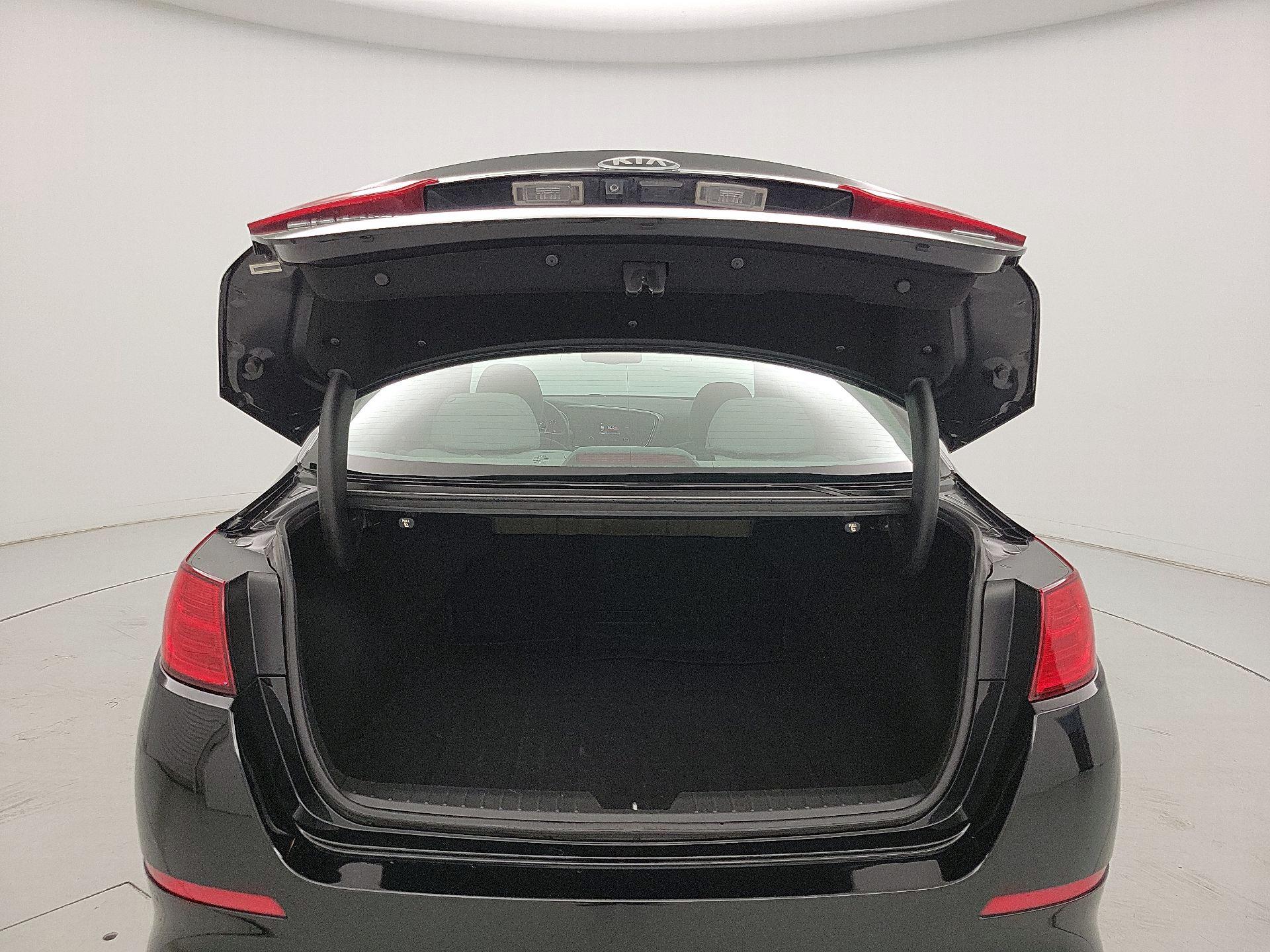 Thumbnail: 2015 Kia Optima - 20