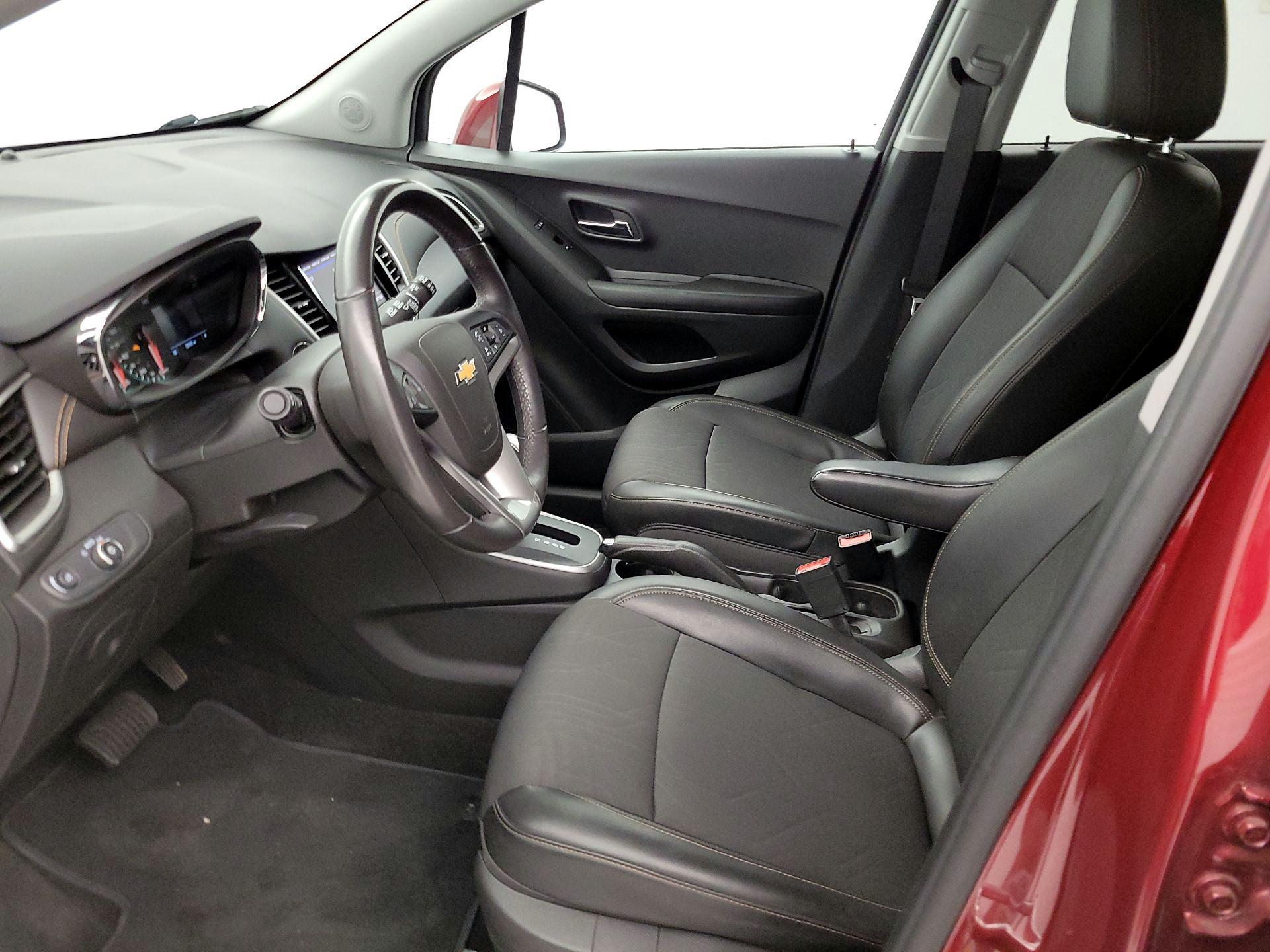 Thumbnail: 2022 Chevrolet Trax - 11