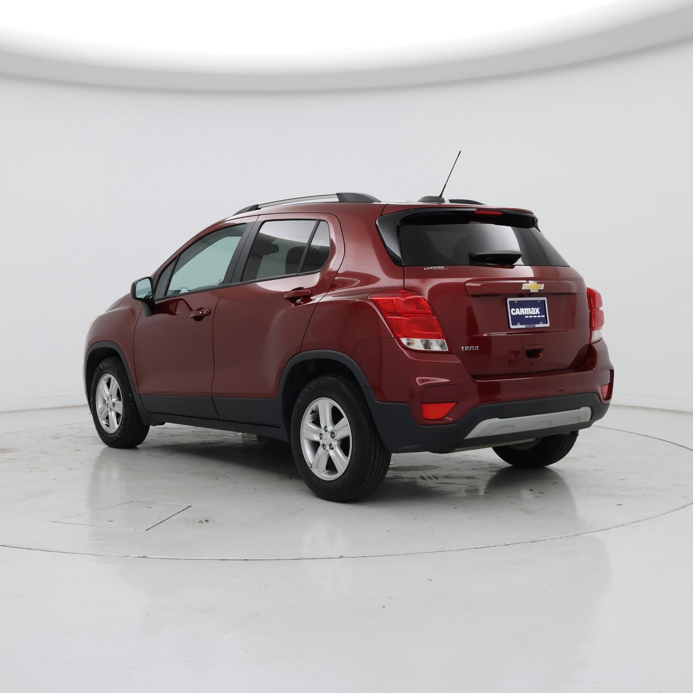 Thumbnail: 2022 Chevrolet Trax - 2