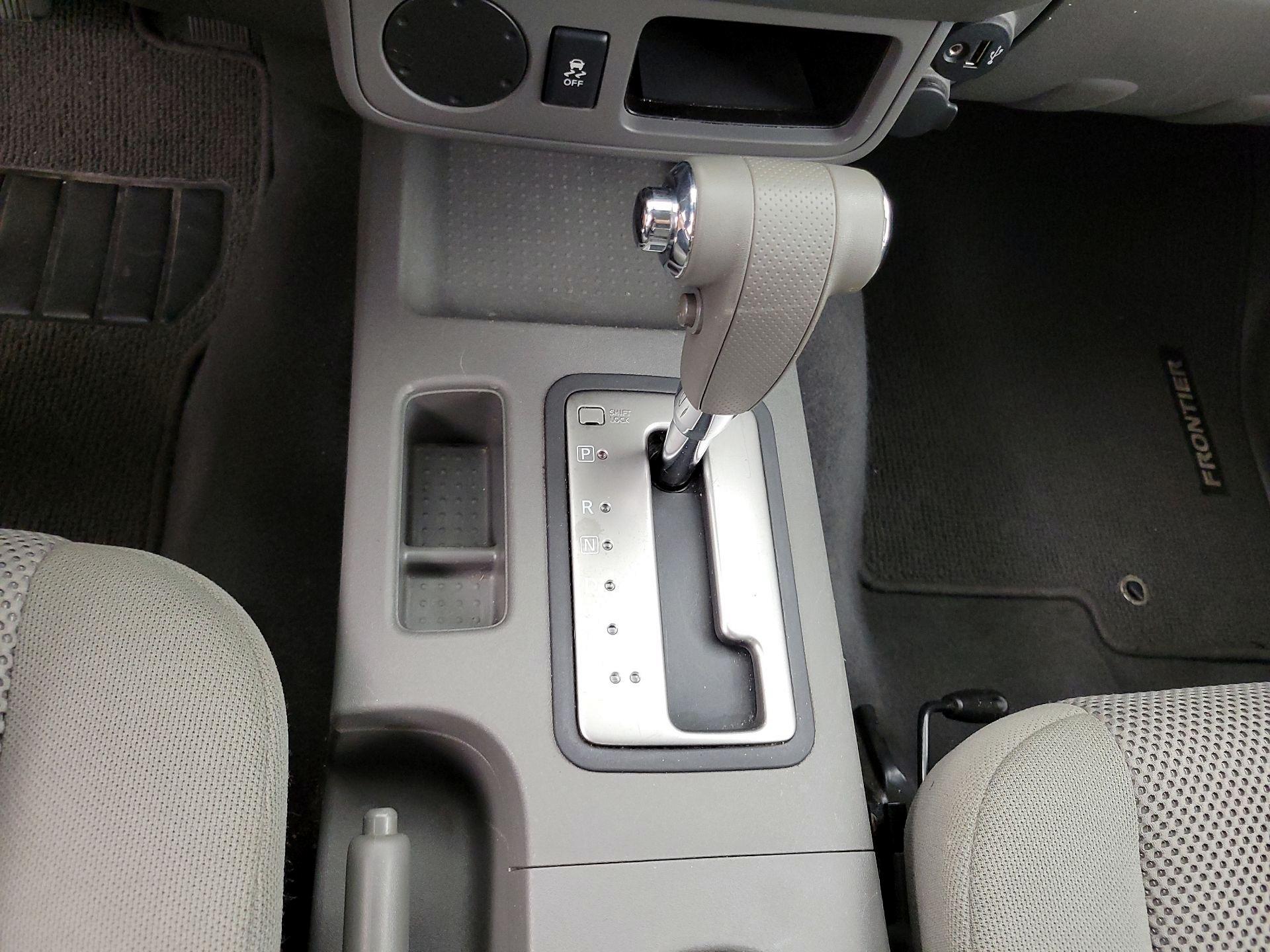 Thumbnail: 2019 Nissan Frontier - 17